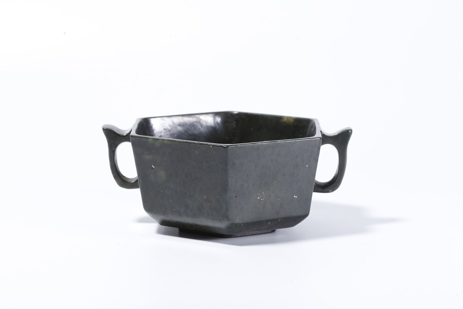 A HETIAN GREEN JADE DOUBLE-HANDLE WASH BASIN (1 of 9)