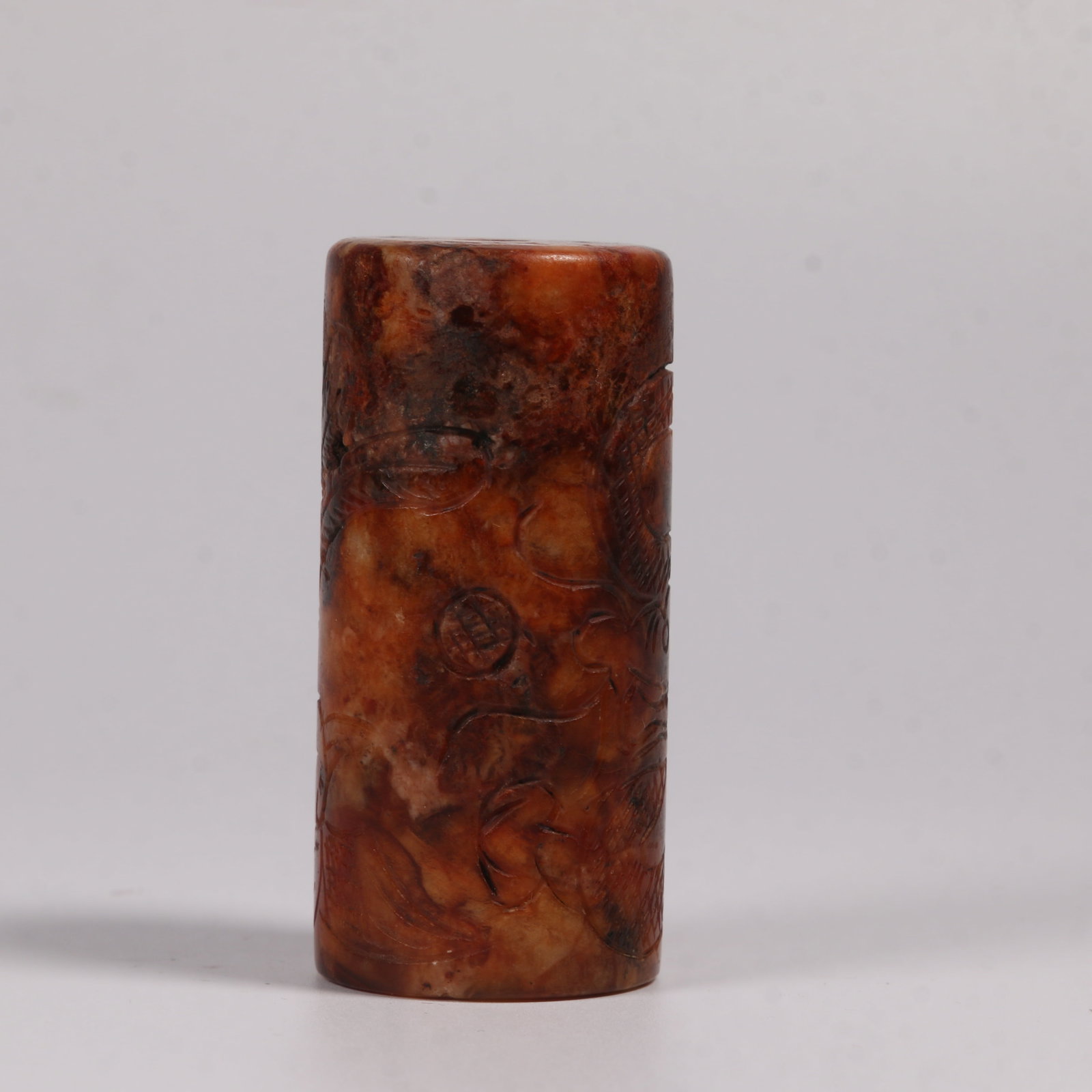 A ARCHAIC JADE DRAGON-PATTERN PIPE - 2