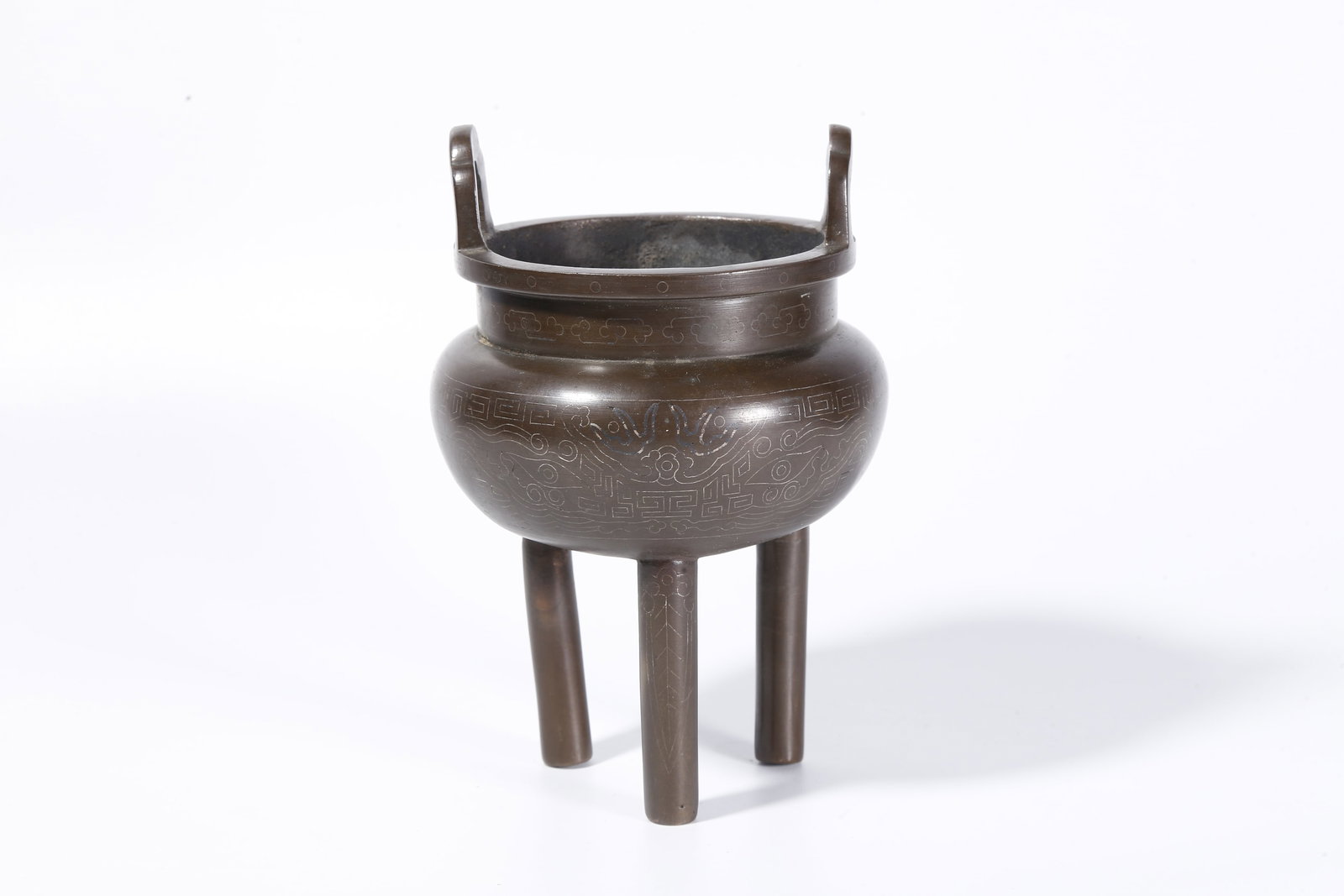 A BRONZE TRIPOD DING (1 of 9)