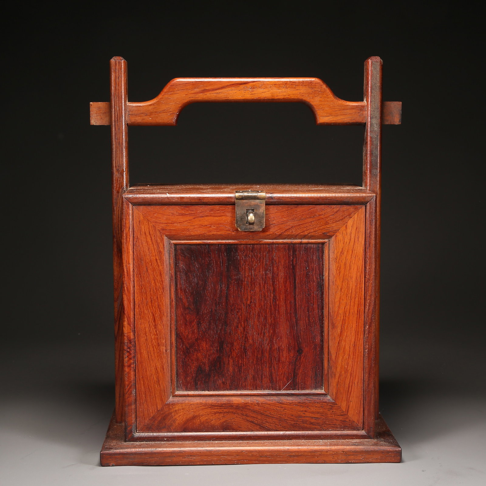 A HUANGHUALI INTERLOCKING-DOOR STYLE CARRYING BOX (1 of 10)