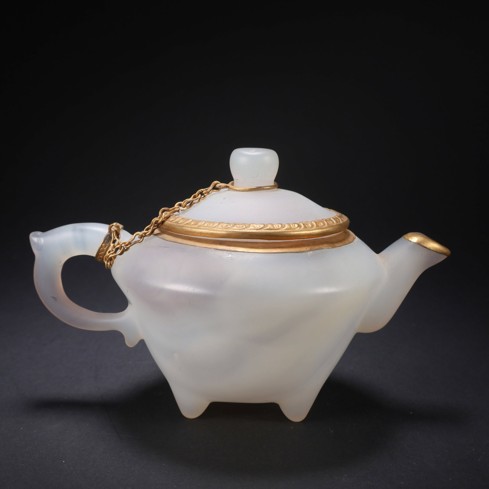 A AGATE GOLD-BANDED CHAIN TRIPOD WINE POT (1 of 9)