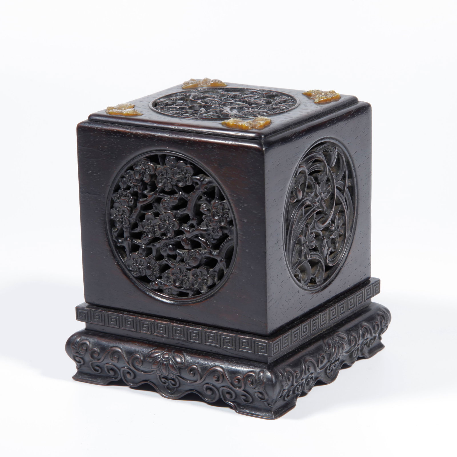 A ZITAN WOOD CARVING FLOWER PATTERN COVERED BOX (1 of 9)