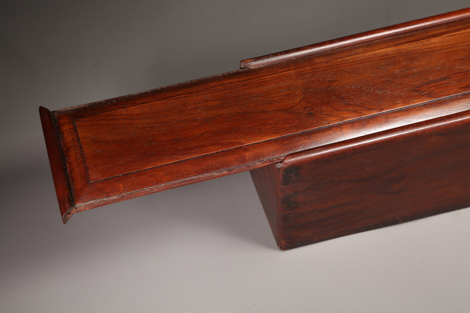 A HUANGHUALI RECTANGULAR LIDDED BOX - 2