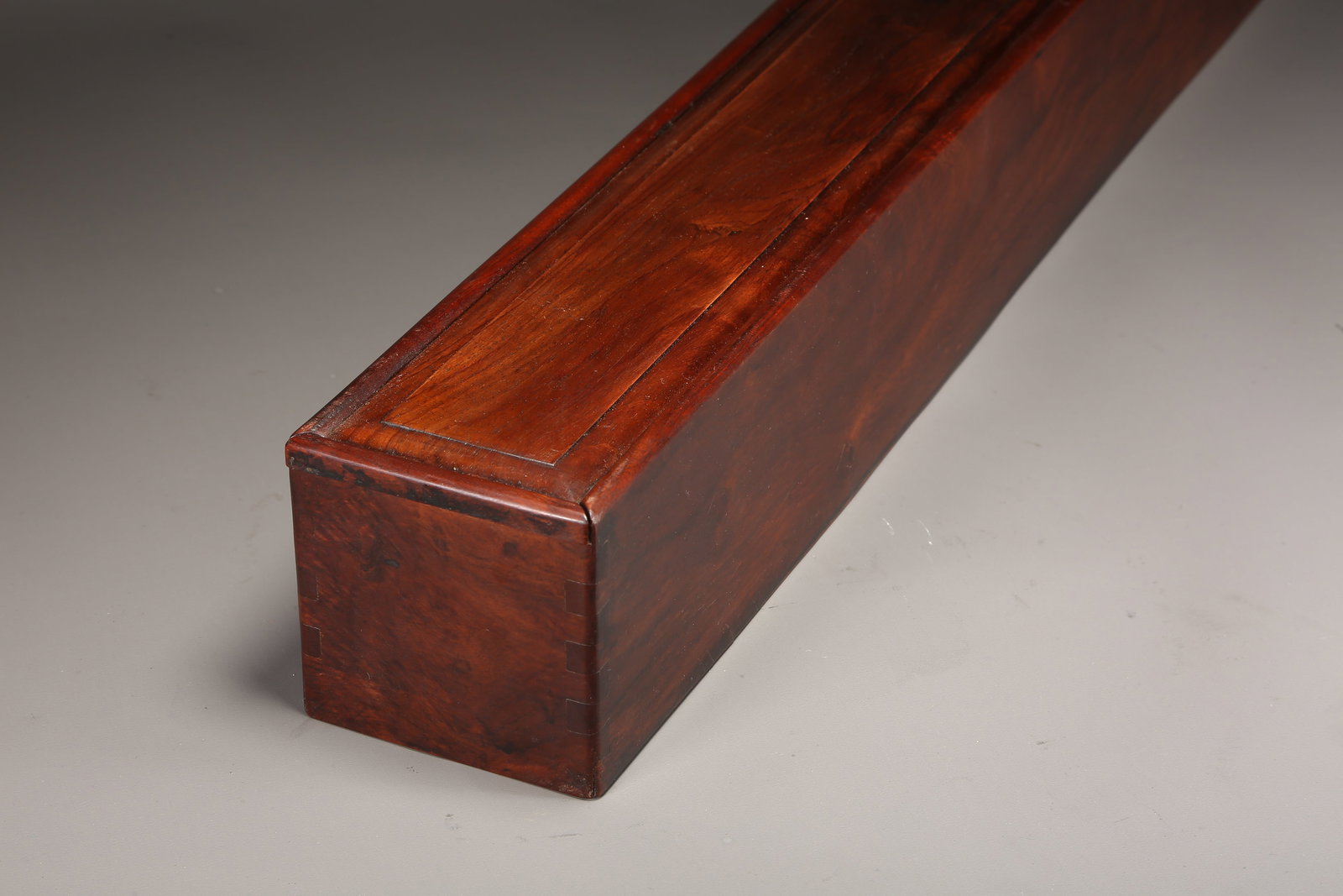 A HUANGHUALI RECTANGULAR LIDDED BOX - 7