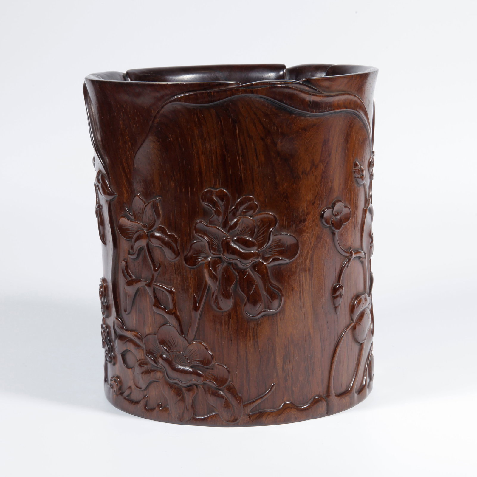 A ZITAN WOOD CARVING FLOWER PATTERN BRUSH HOLDER (1 of 9)
