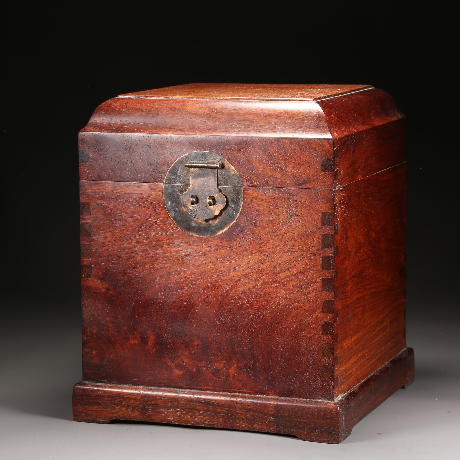 A HUANGHUALI SMALL OFFICIAL'S TRUNK (1 of 9)