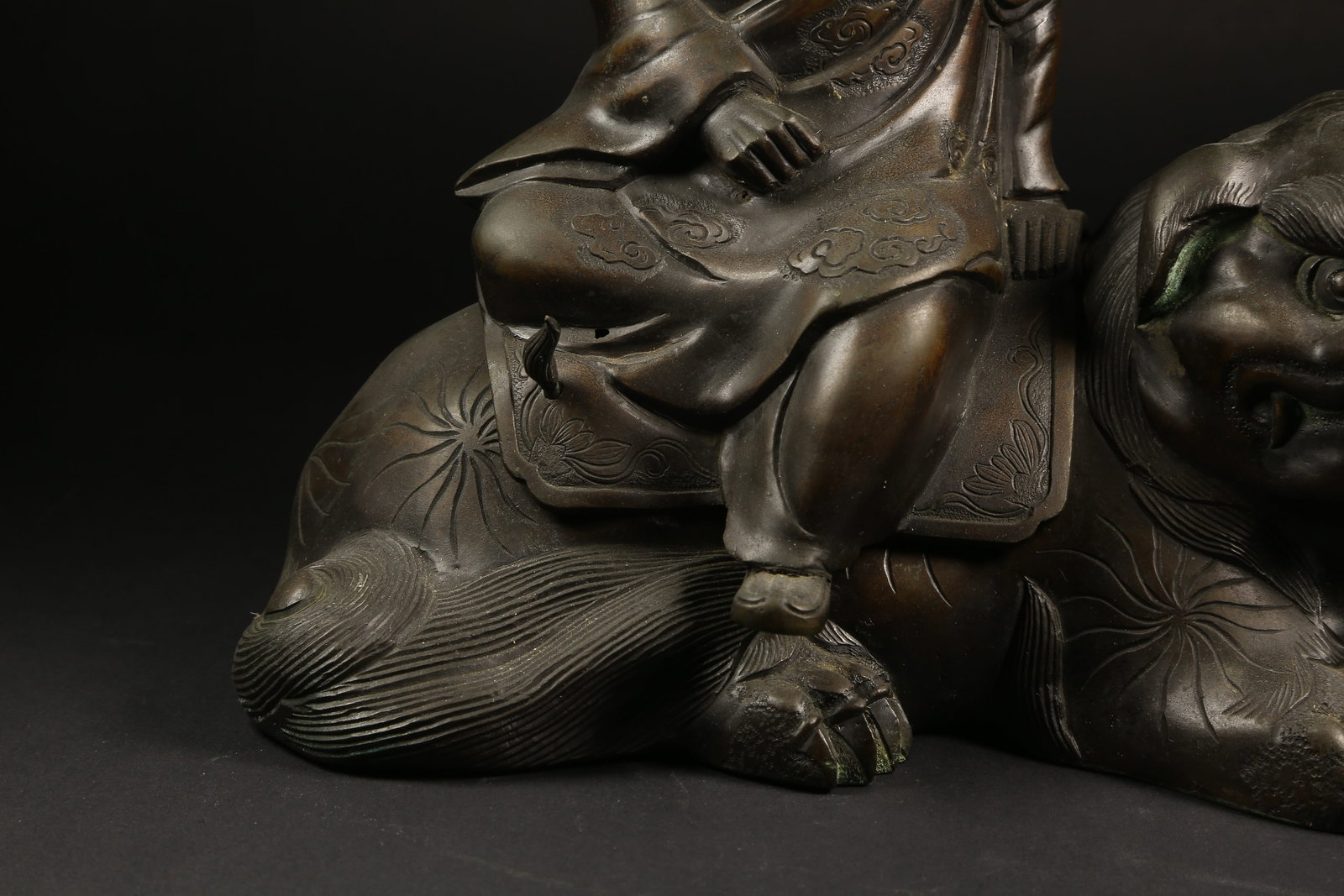 A BRONZE ARHAT STATUE - 3