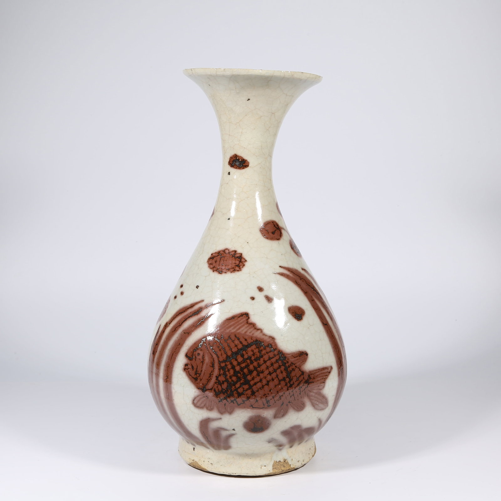 A UNDERGLAZE RED YUHUCHUN VASE WITH FISH AND ALGAE MOTIF (1 of 10)