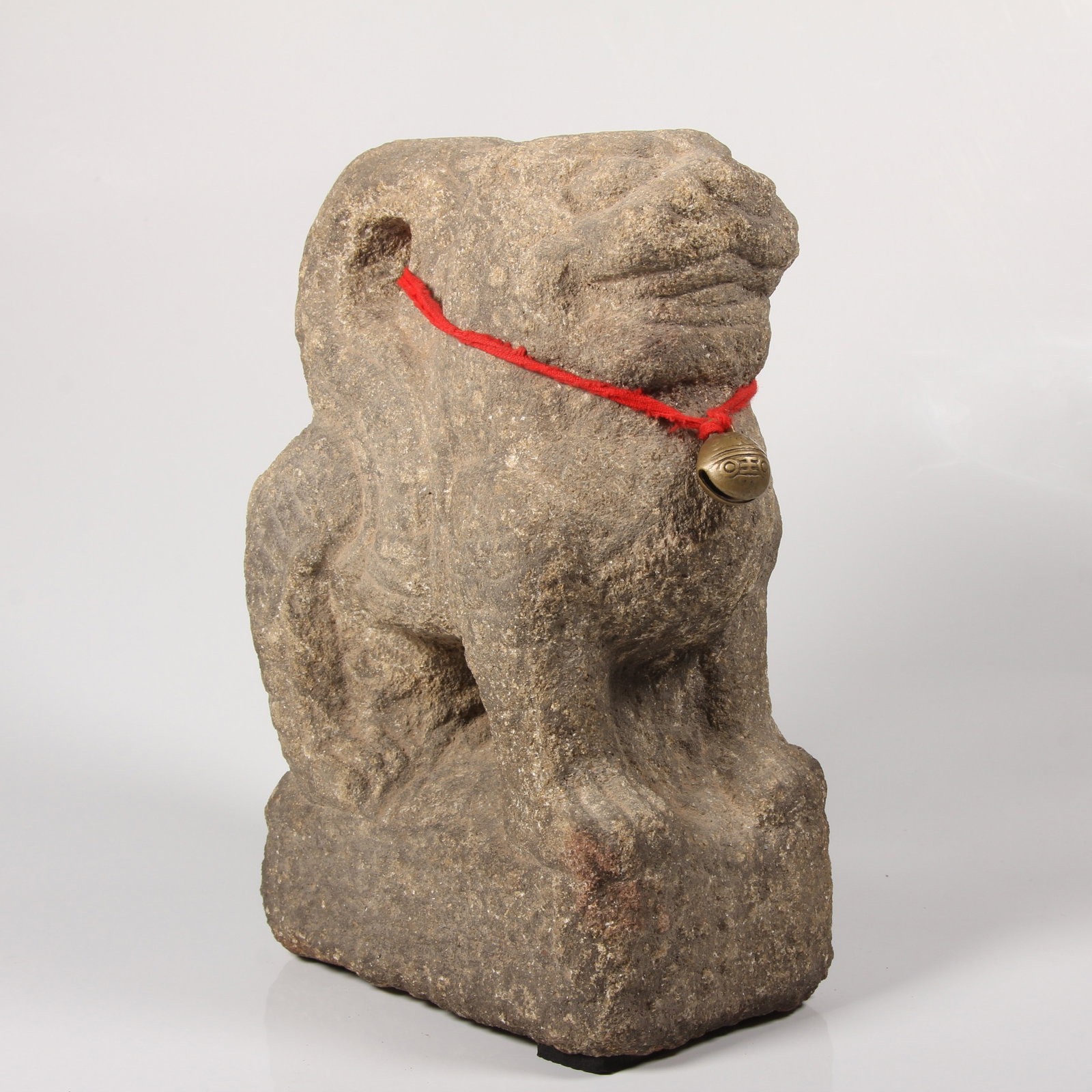 A STONE DESK LION (1 of 14)