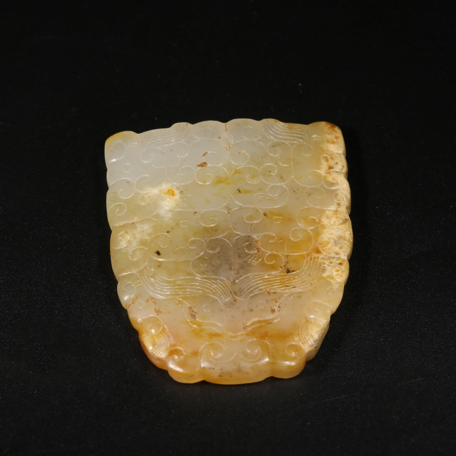 A ANCIENT JADE BEAST-FACE PENDANT (1 of 8)