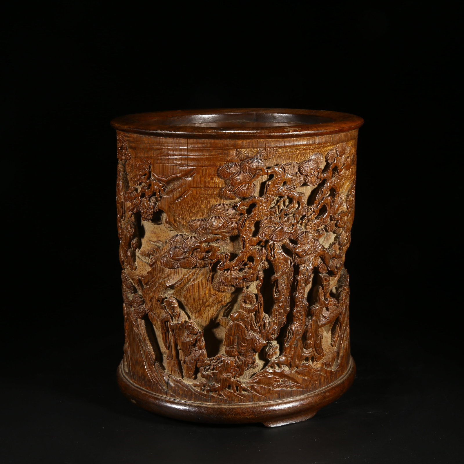 A BAMBOO CARVED FIGURATIVE STORY BRUSH HOLDER (1 of 9)
