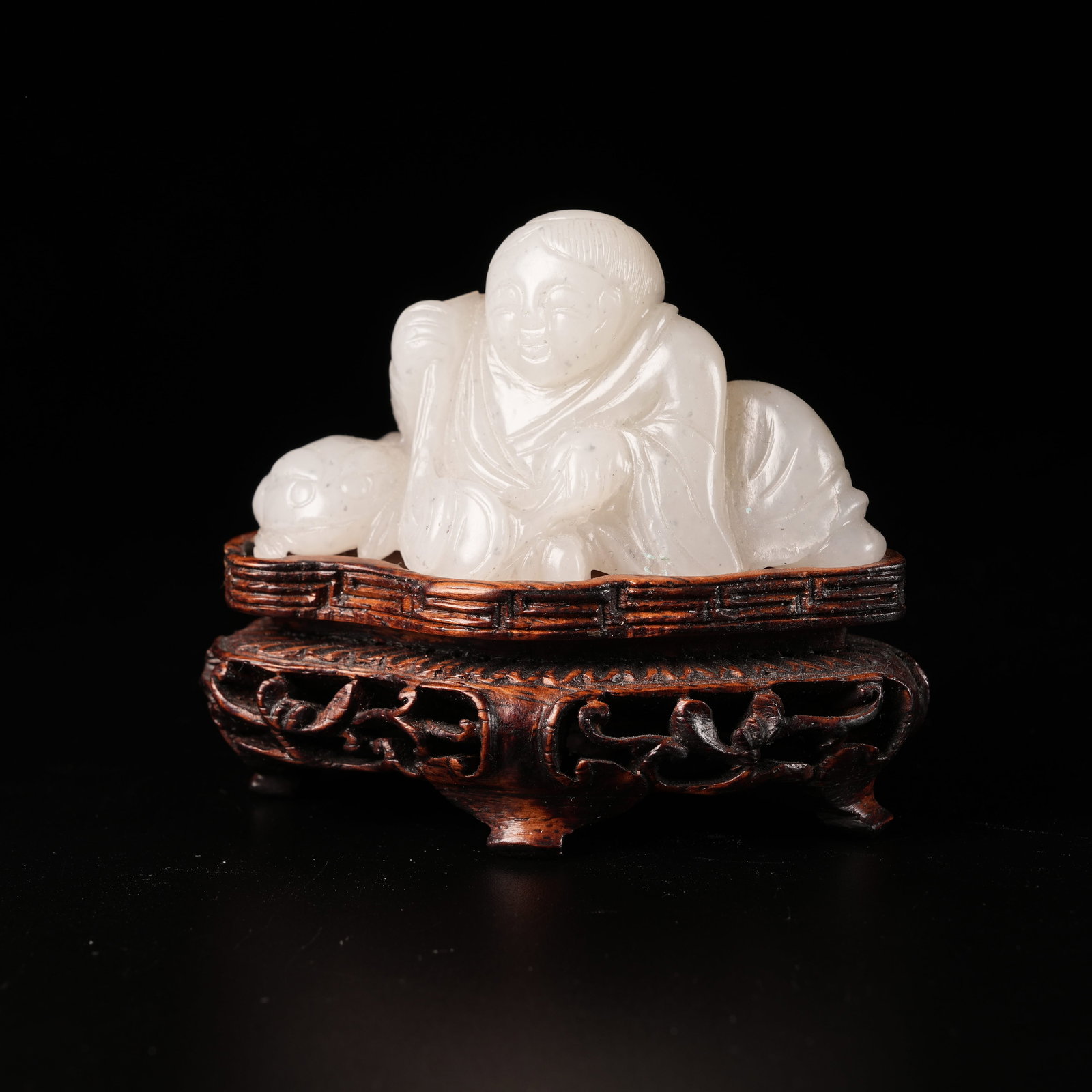 A HETIAN JADE LIU HAI PLAYING WITH THE GOLDEN TOAD ORNAMENT (1 of 8)
