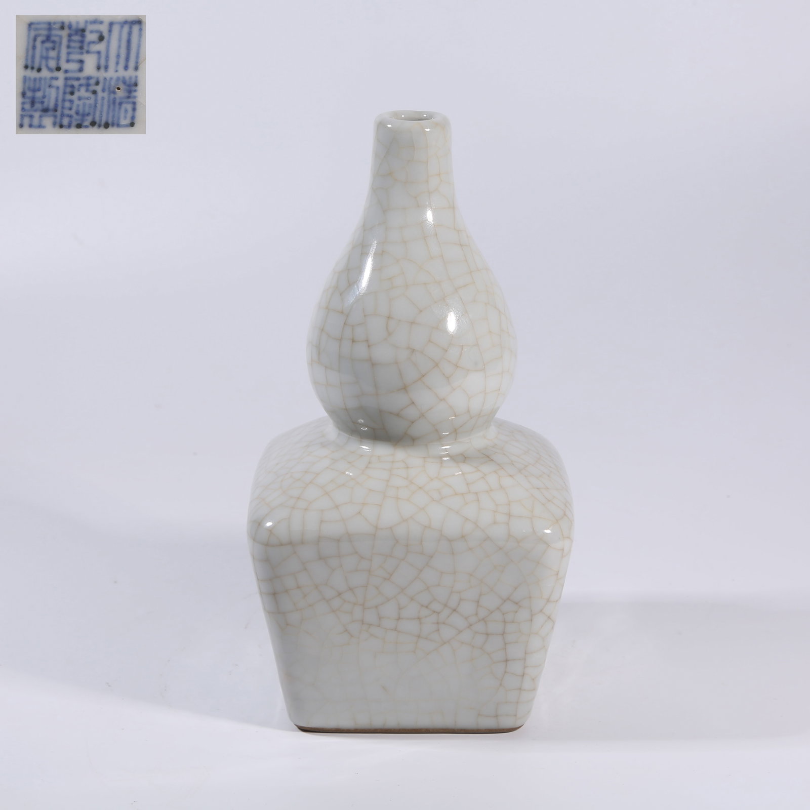 A IMITATION GE WARE "ROUND HEAVEN, SQUARE EARTH" VASE (1 of 9)