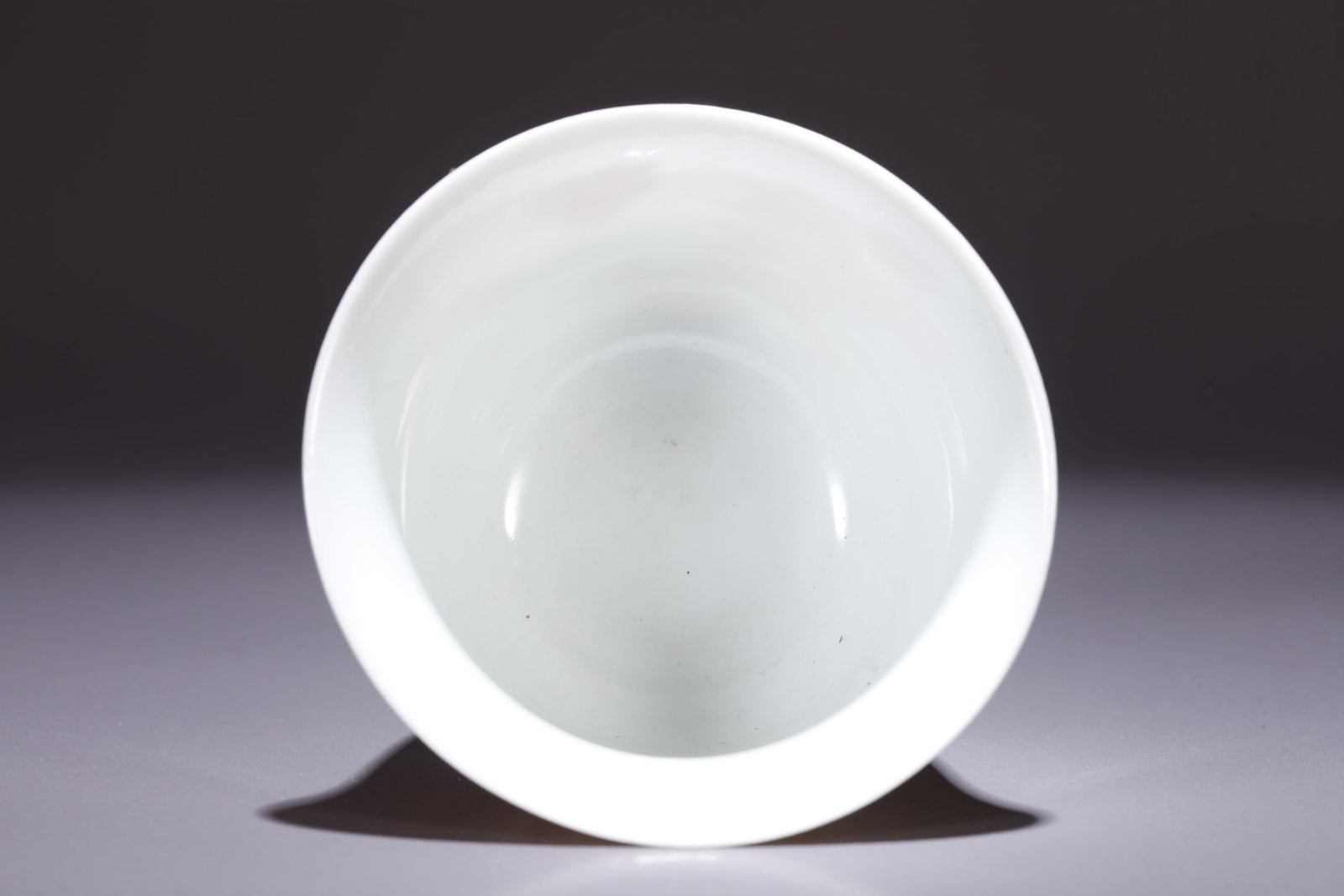 A UNDERGLAZE RED CLOUD AND DRAGON PATTERN CUP (PAIR) - 8