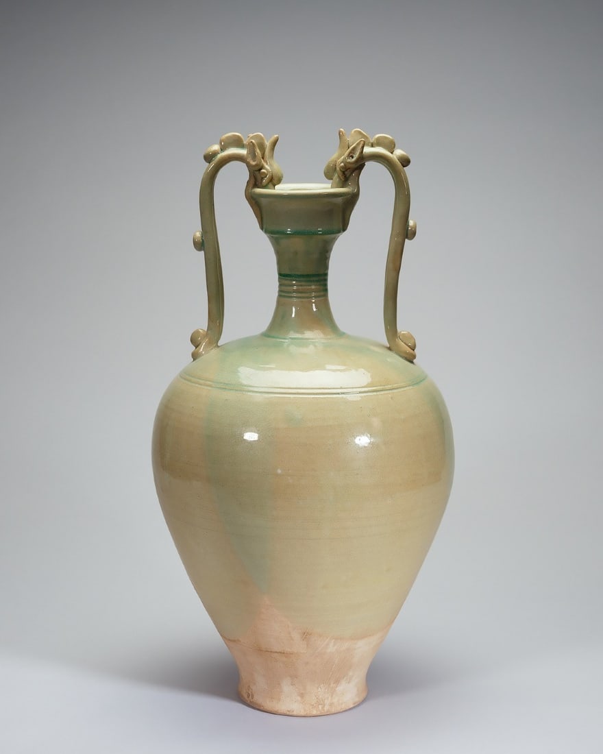 A QING PORCELAIN TWIN-DRAGON VASE (1 of 6)