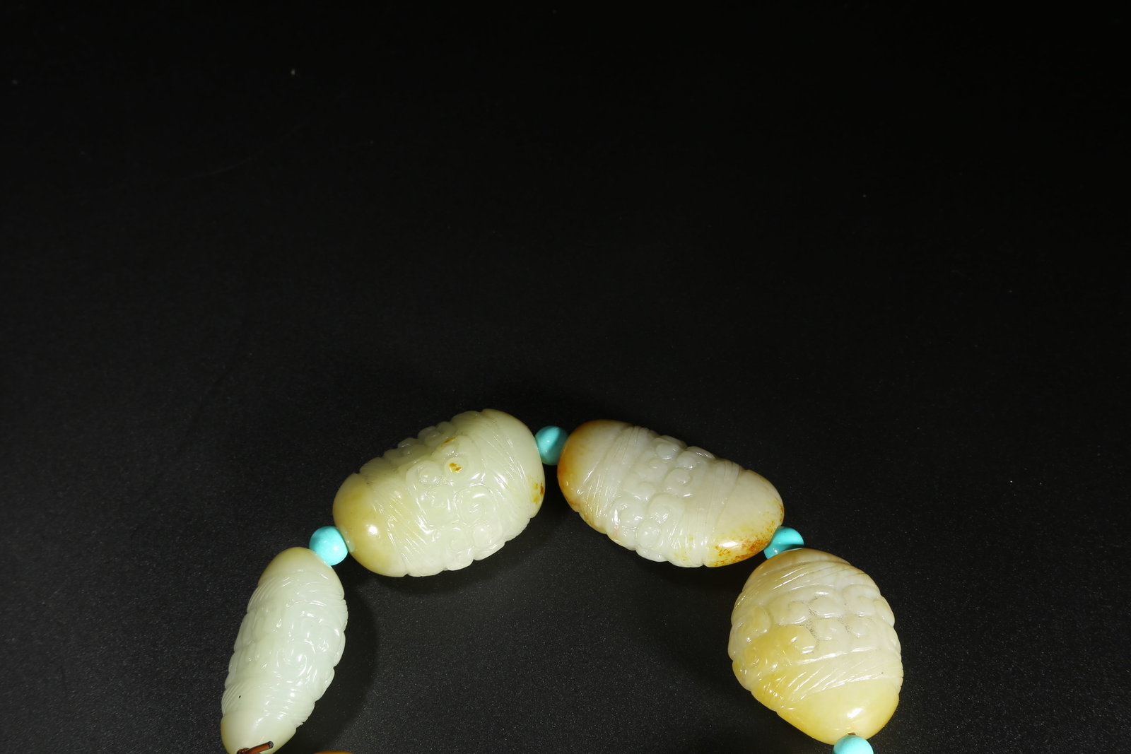 A HETIAN JADE CLOUD PATTERN BRACELET - 7