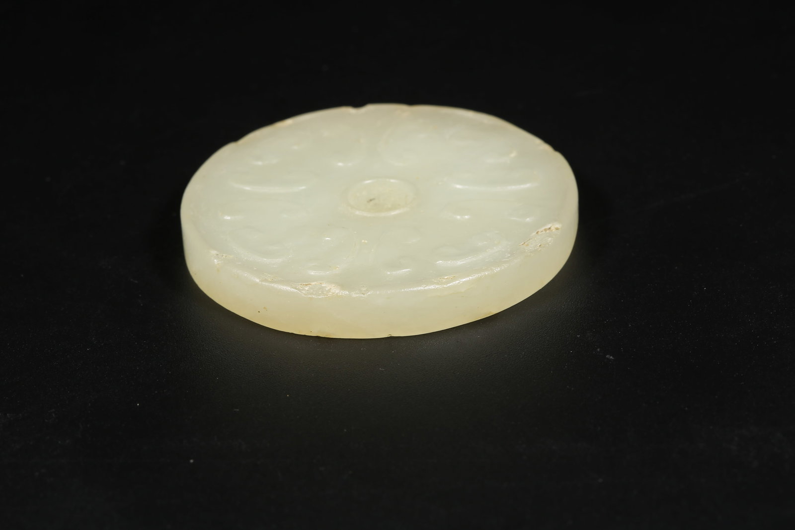 A HETIAN JADE BI DISK WITH CLOUD PATTERN - 8
