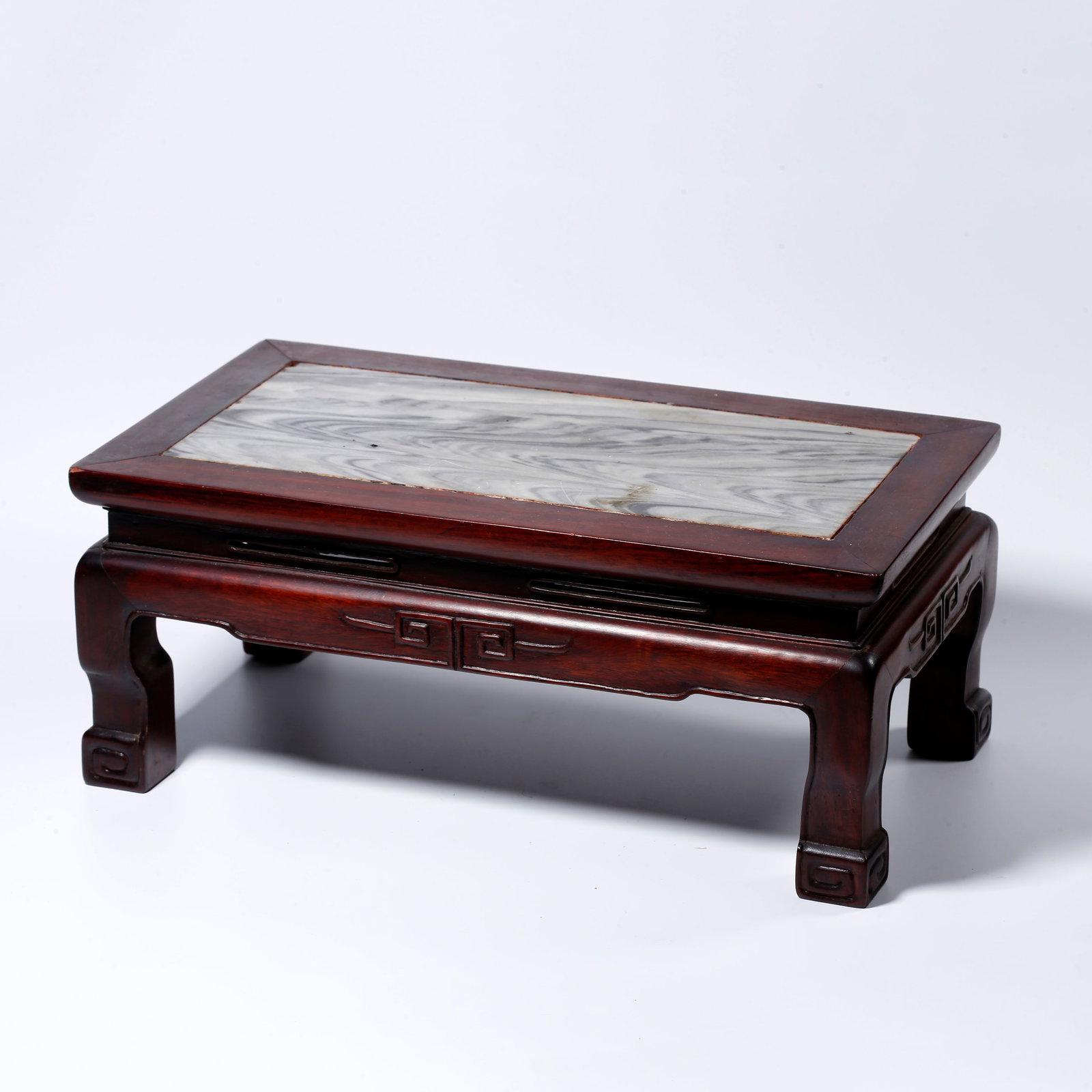 A ROSEWOOD CARVED TEA TABLE INLAID WITH AGATE (1 of 9)