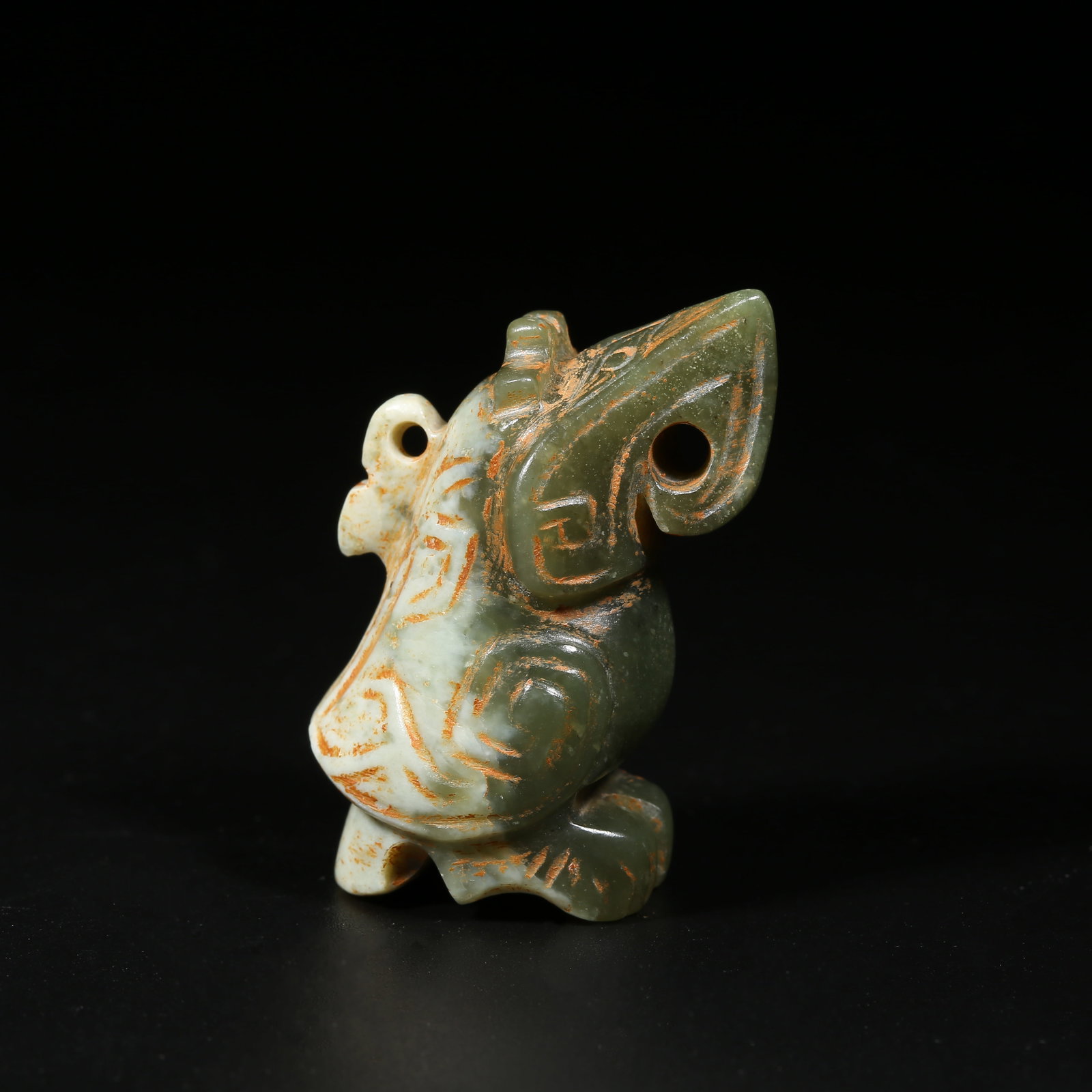 A ANCIENT JADE OWL (1 of 9)
