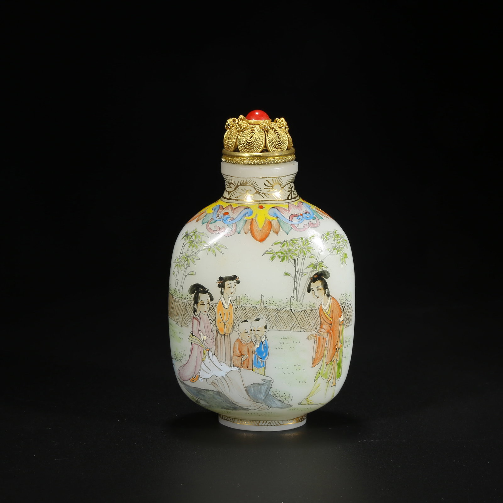 A PORCELAIN NASAL SNUFF BOTTLE WITH "TEACHING CHILDREN" DESIGN (1 of 9)