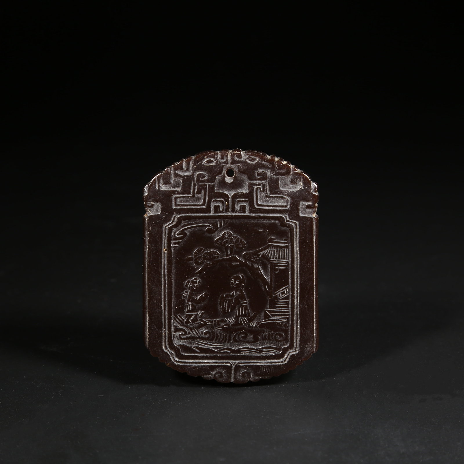 A SAILULU SNUFF BOTTLE WITH NARRATIVE FIGURES: Sailulu Snuff Bottle with Narrative Figures