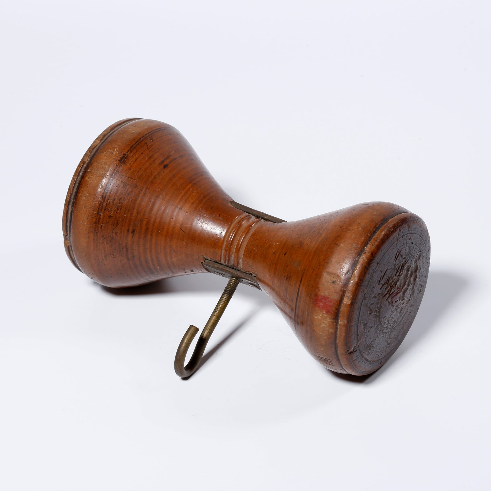 A BOXWOOD CARVED HOOK (1 of 9)