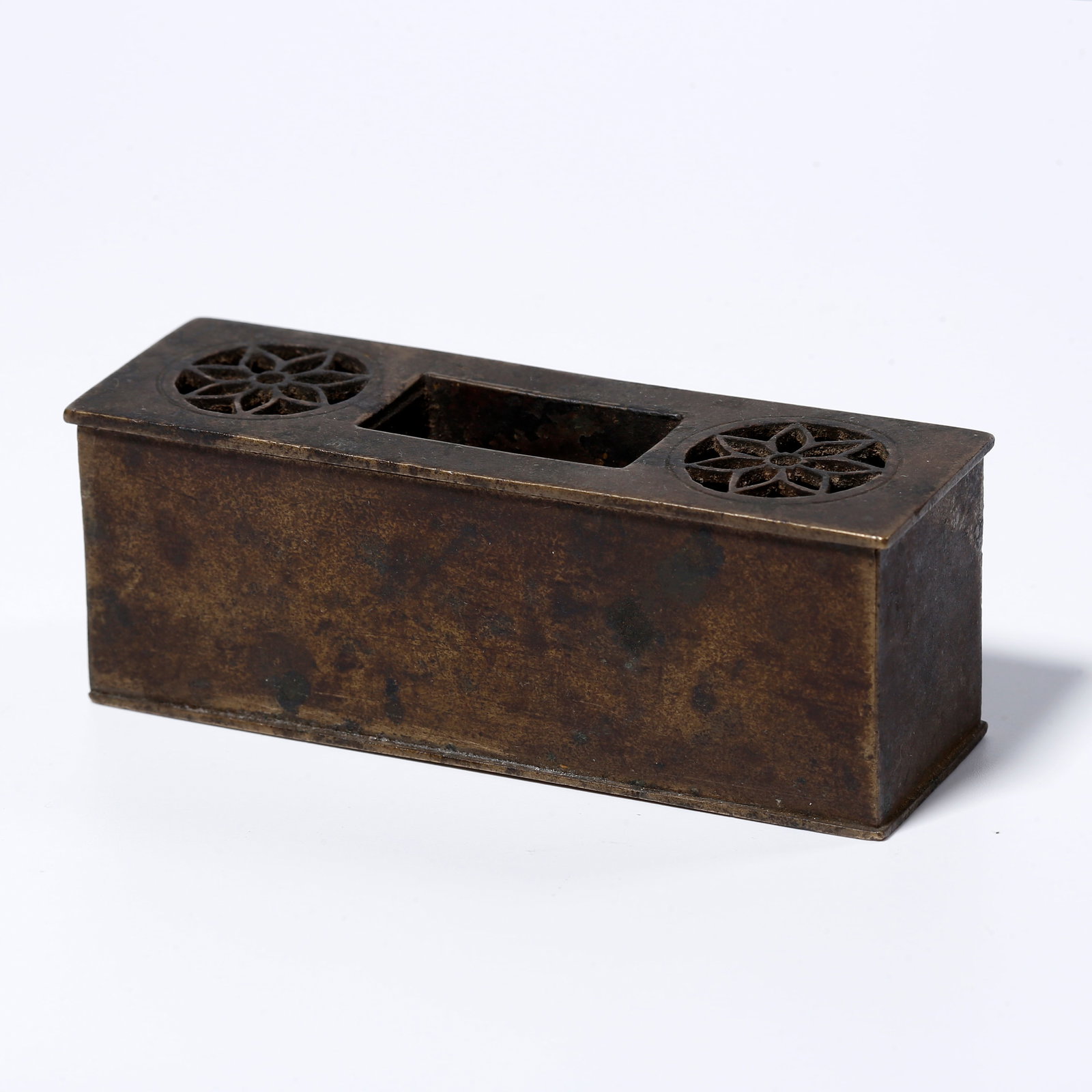 A BRONZE INCENSE BOX (1 of 9)