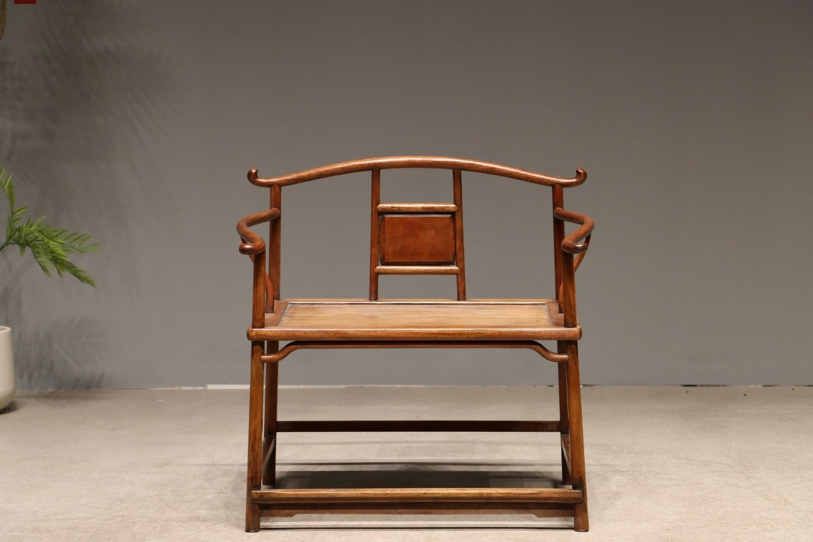 A HUANGHUALI CHAN CHAIR (1 of 9)