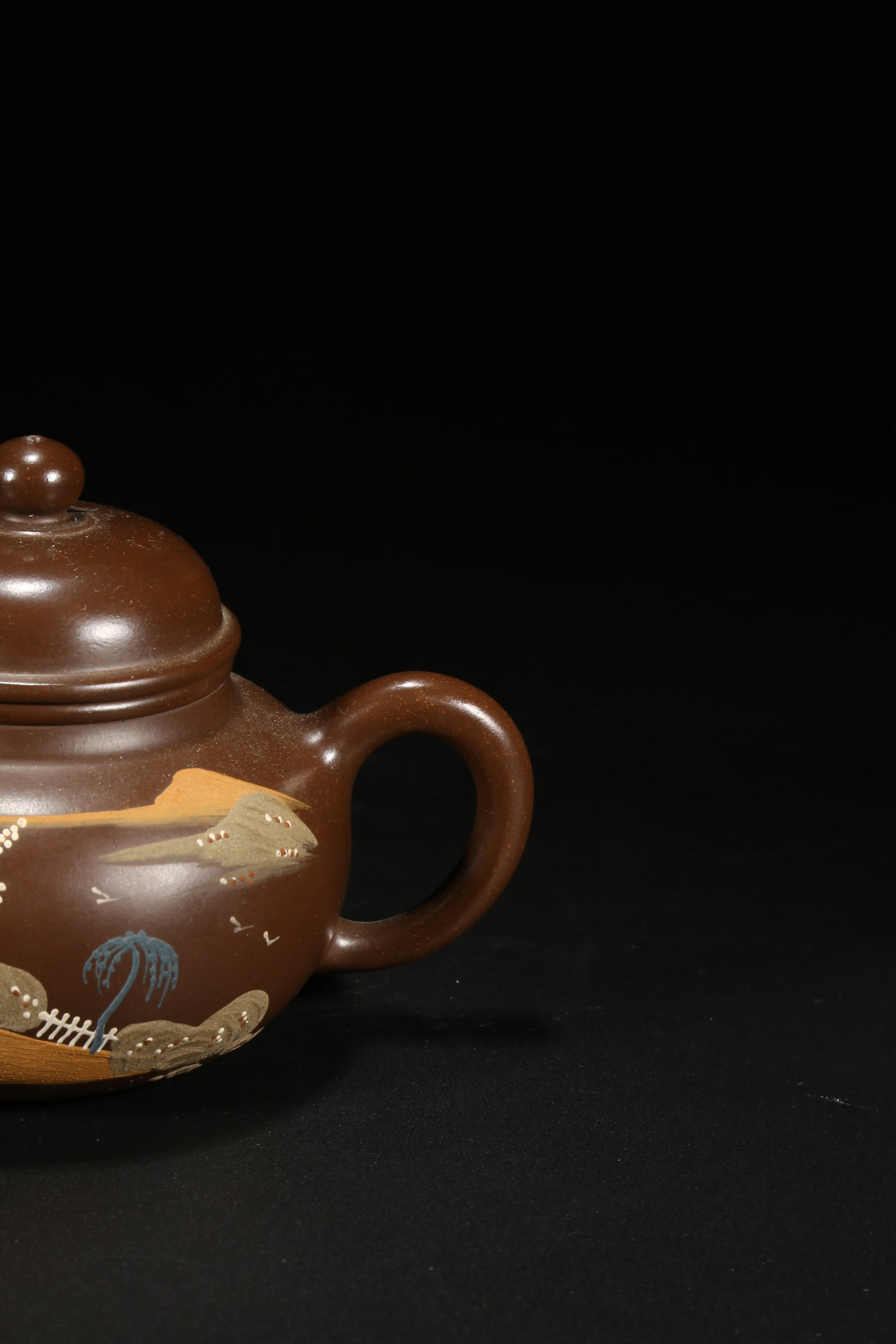 A ZISHA LANDSCAPE PATTERN TEAPOT - 2