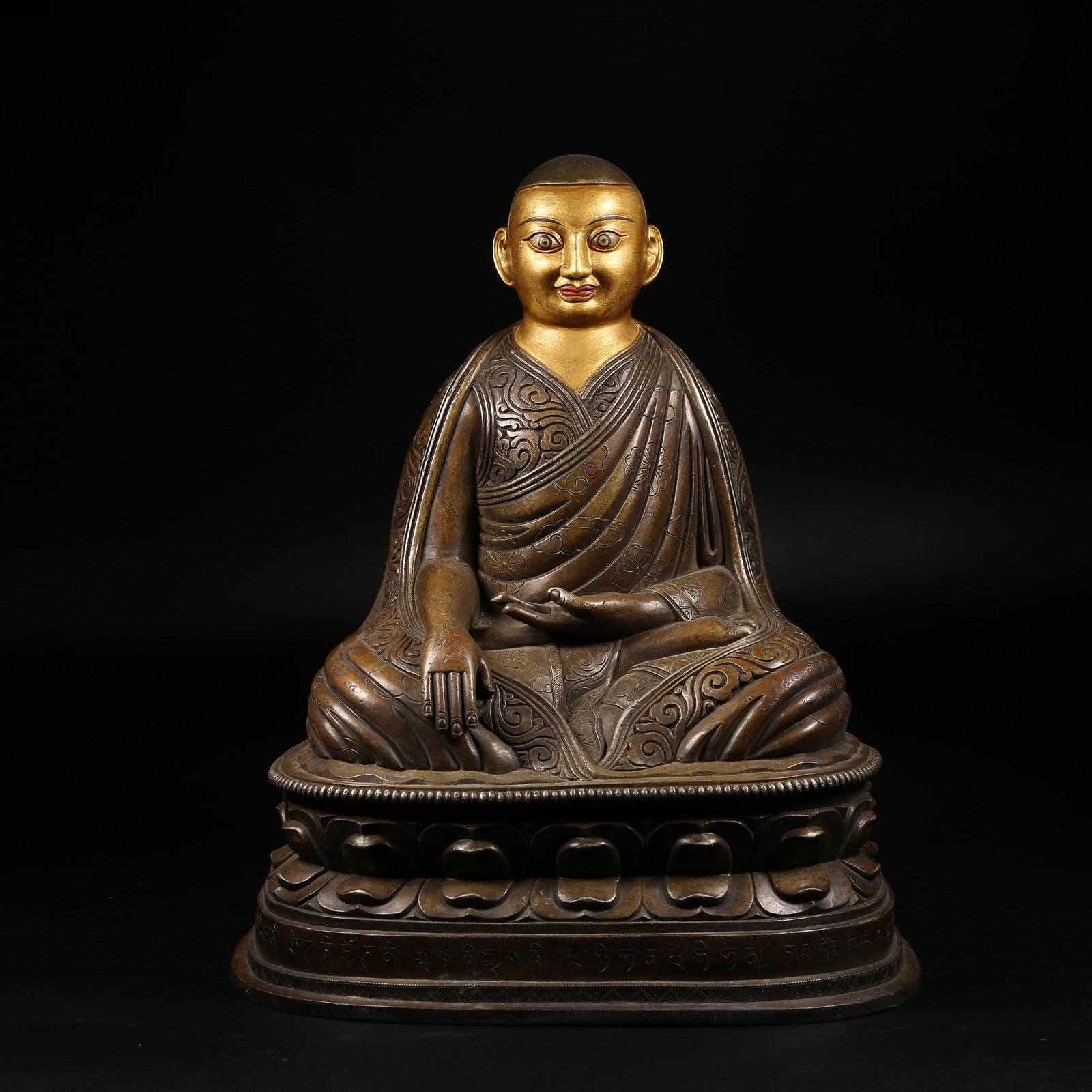 A BRONZE GURU STATUE (1 of 9)