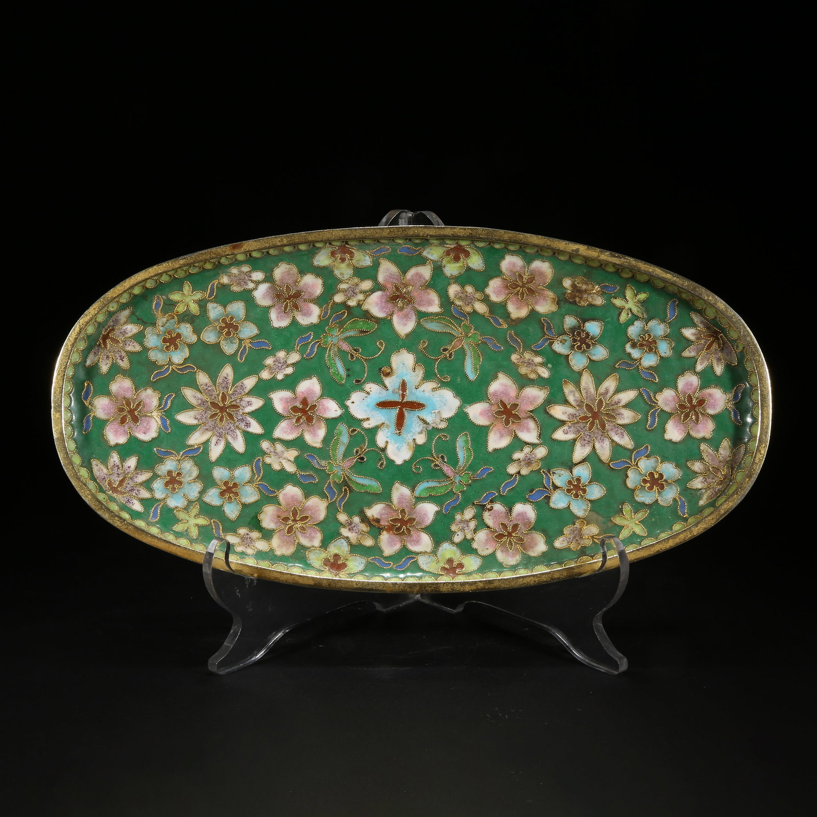 A BRONZE CHAMPLEVÉ ENAMEL FLOWER AND BUTTERFLY PATTERN PLATE: Bronze Champlevé Enamel Flower and Butterfly Pattern Plate