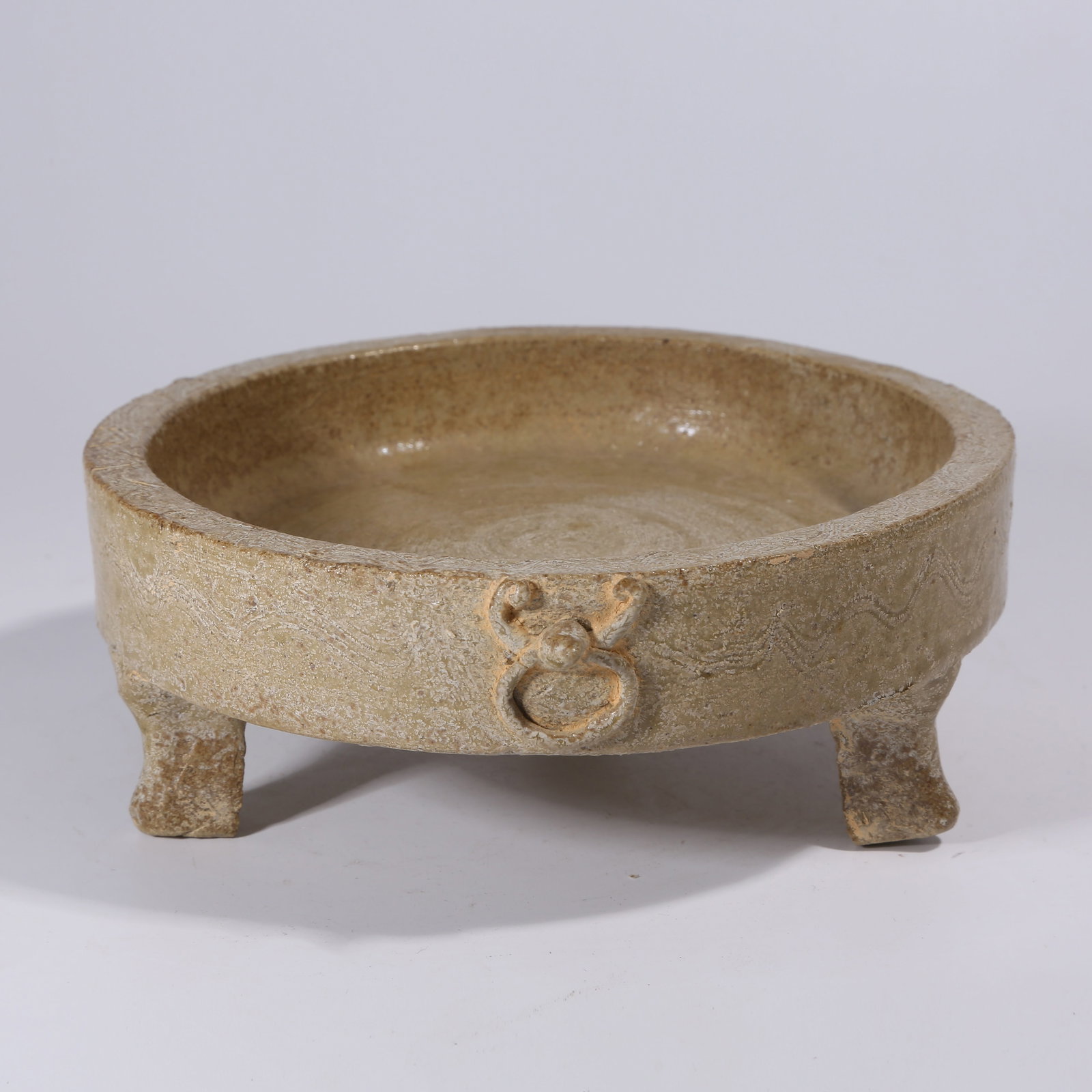 A BLUE-YELLOW THREE-LEGGED DISH (1 of 9)