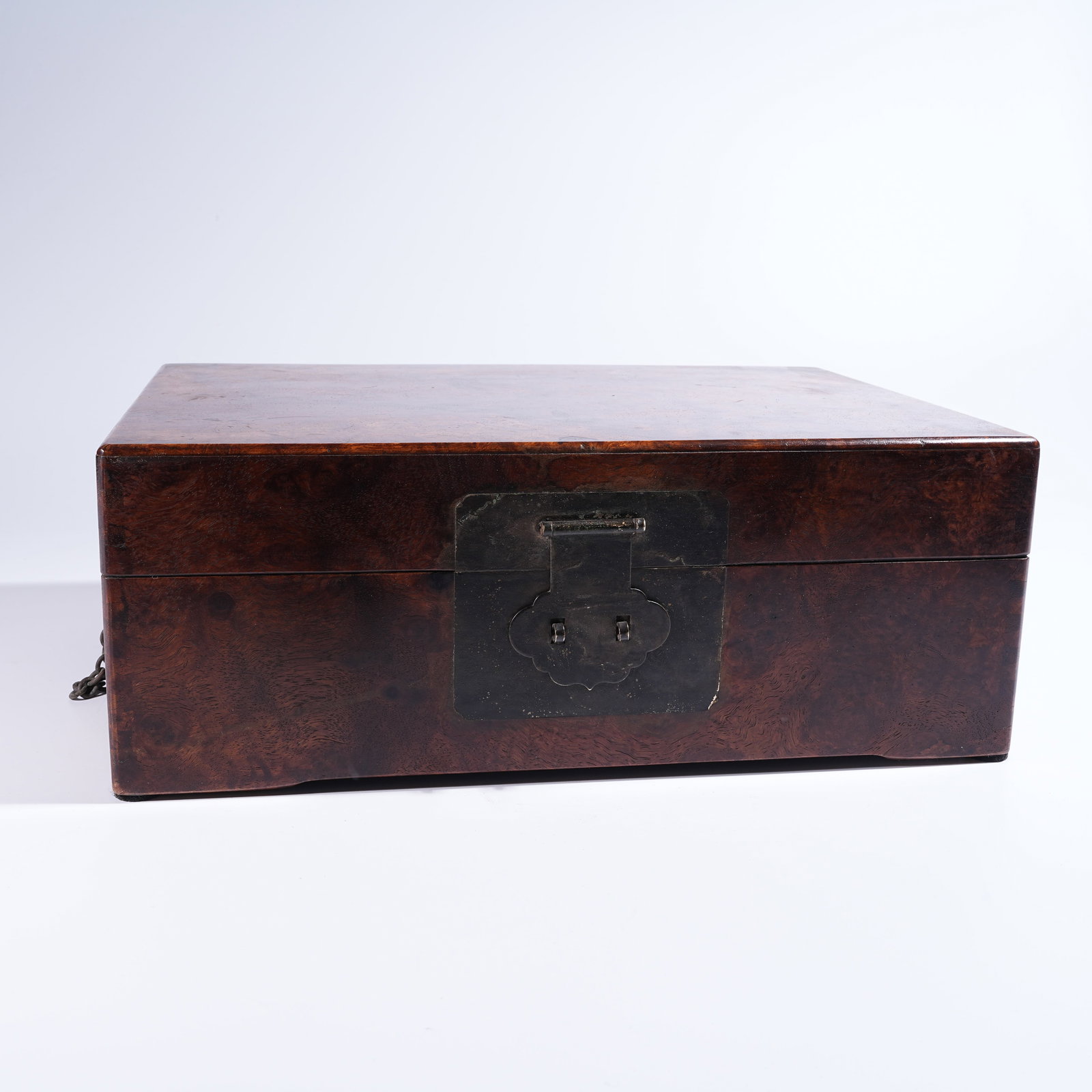 A BURL WOOD COVERED BOX (1 of 9)