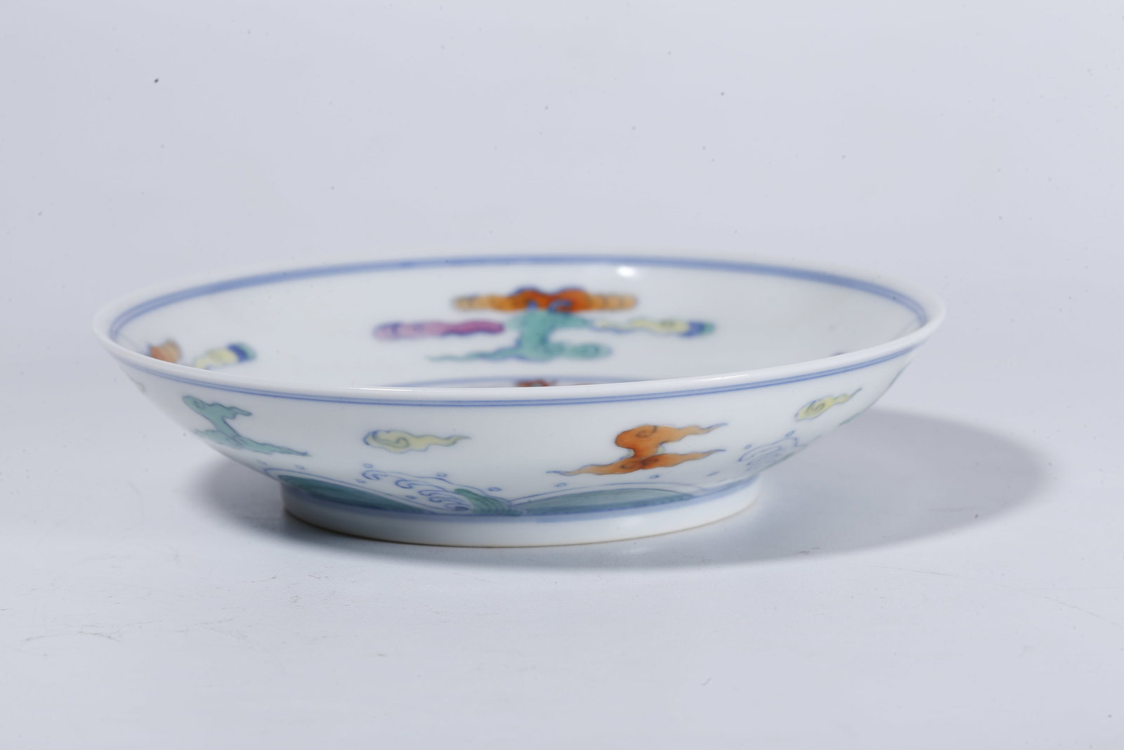 A DOUCAI CLOUD-AND-DRAGON PATTERN WASHER - 6
