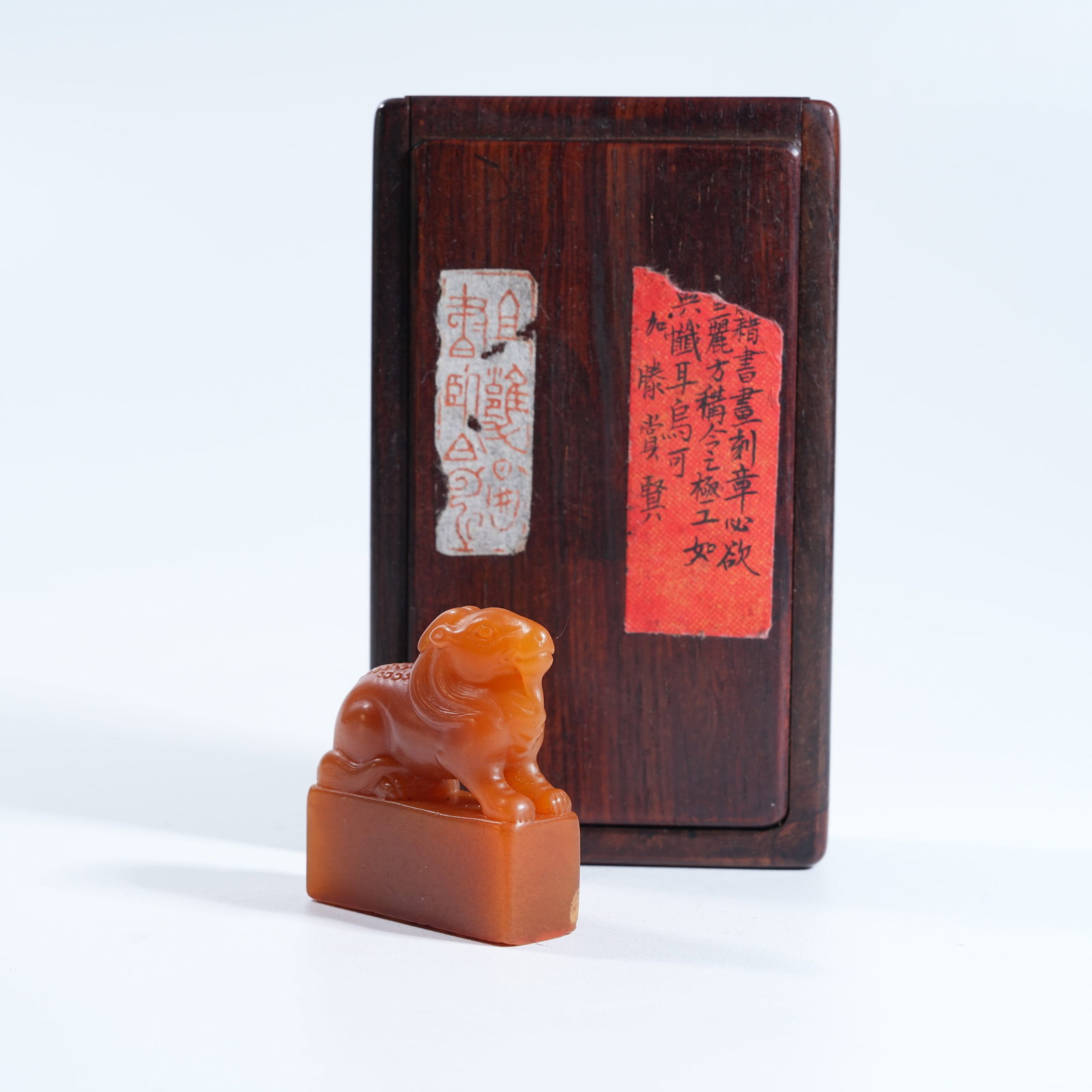 A SHOUSHAN TIANHUANG STONE SEAL WITH SHEEP KNOB (1 of 8)