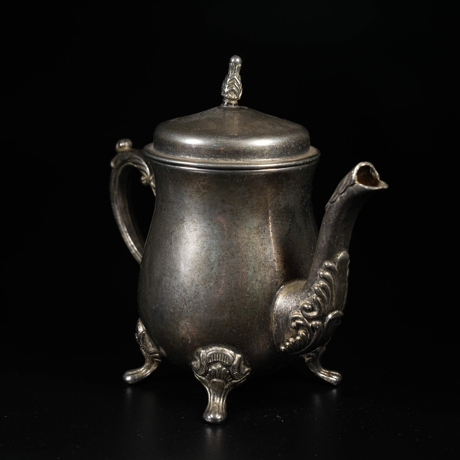 A SILVER EWER - 3