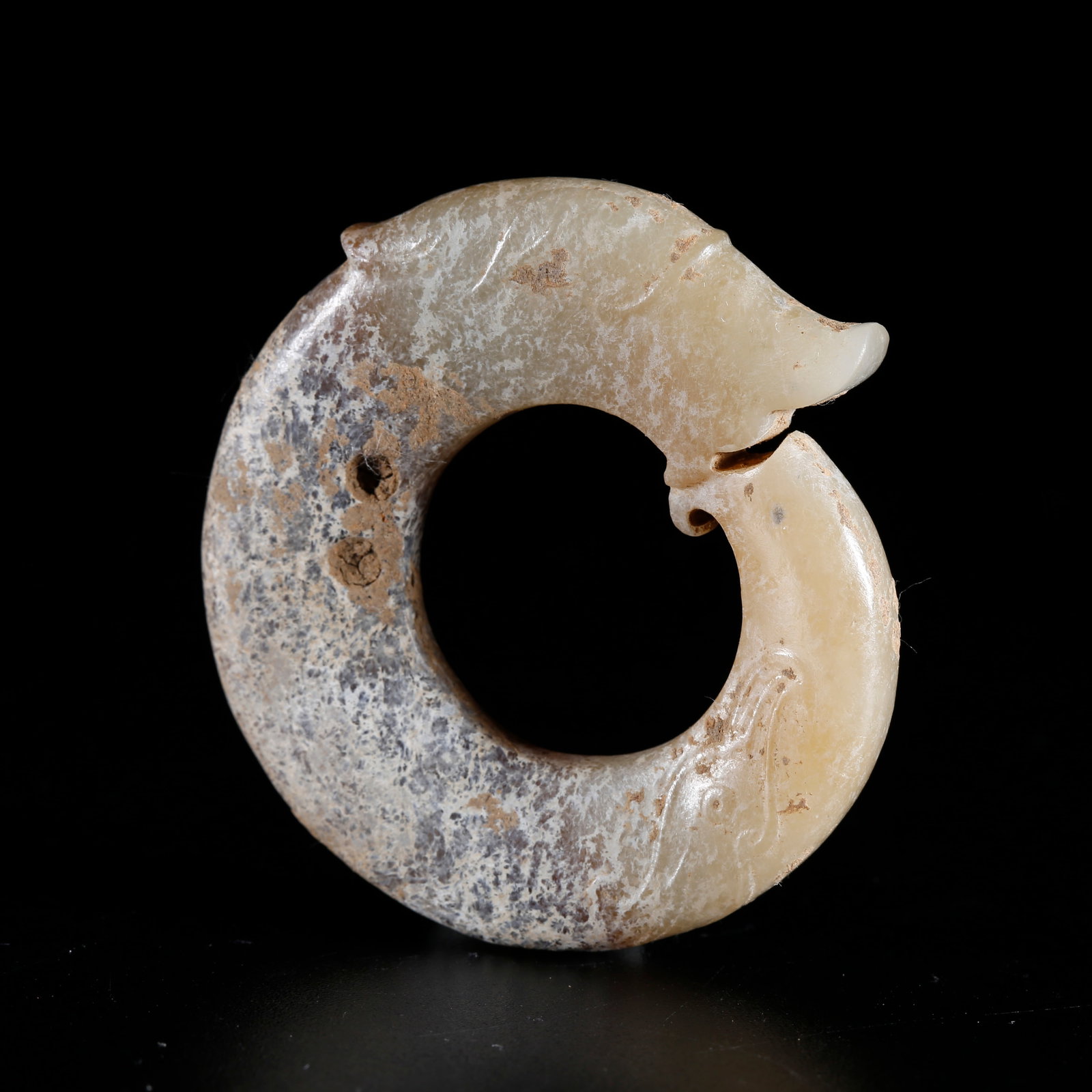 A ANCIENT JADE BEAST-SHAPED PENDANT: Ancient Jade Beast-shaped Pendant