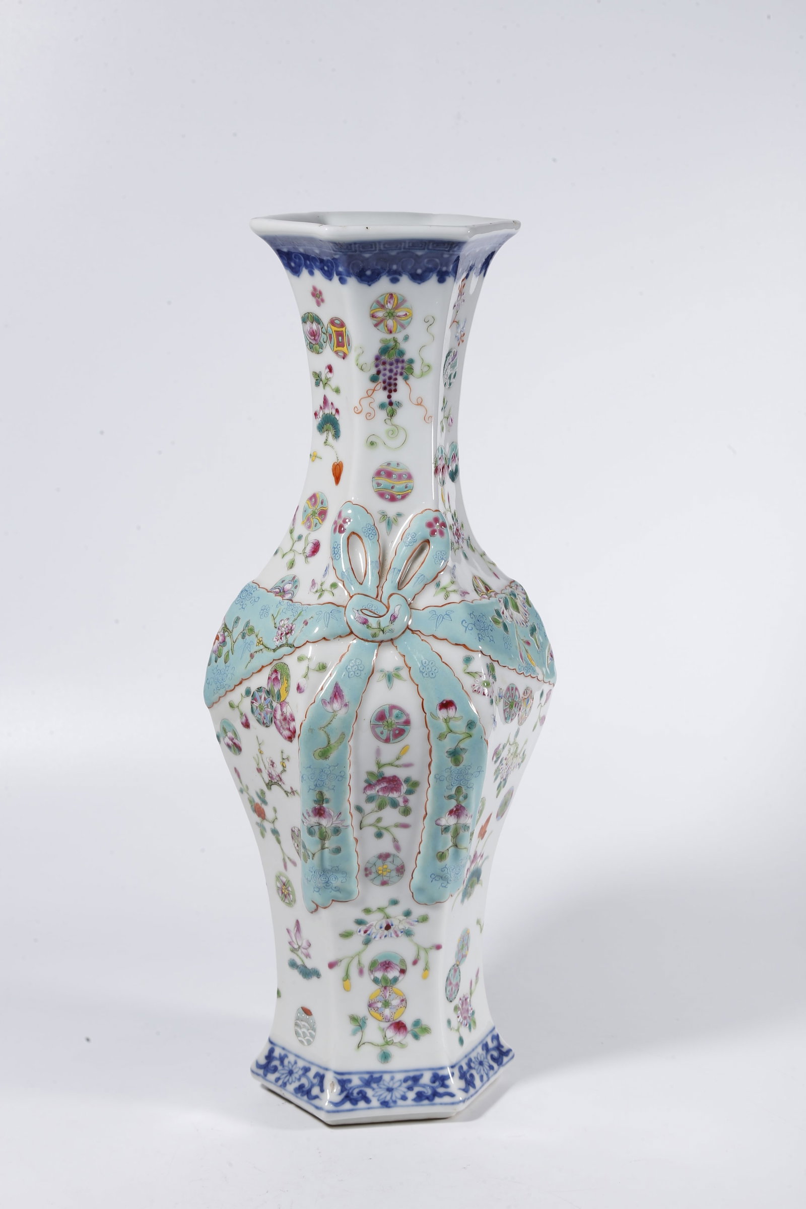 A FAMILLE-ROSE "WRAPPED CLOTH" VASE (1 of 10)