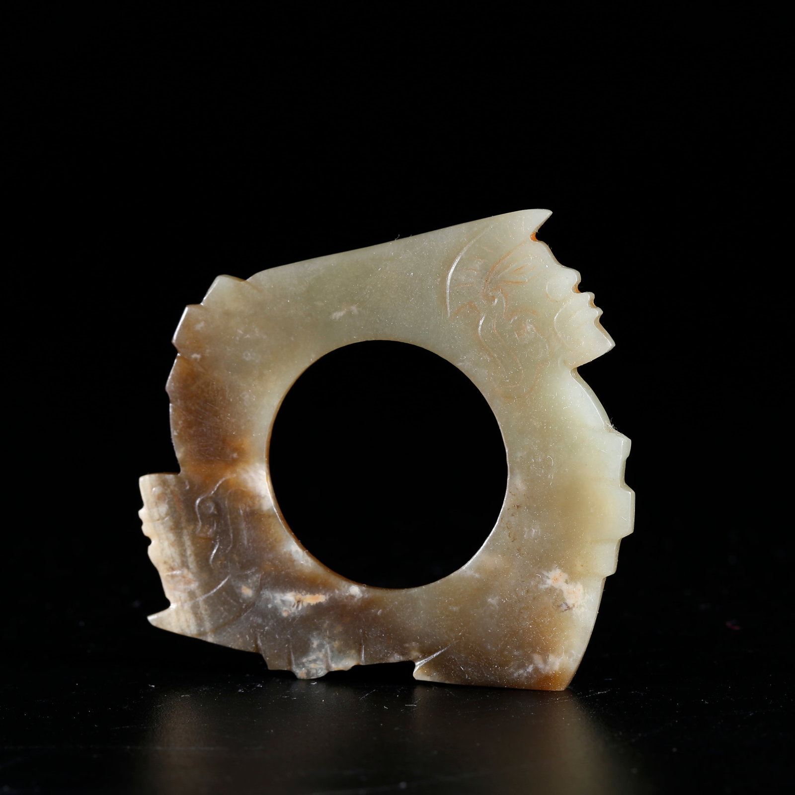 A HETIAN JADE CARVED PENDANT: Hetian Jade Carved Pendant