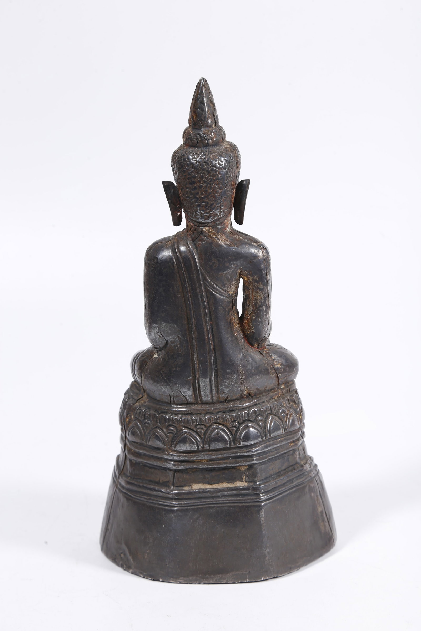 A SILVER BUDDHA STATUE - 5