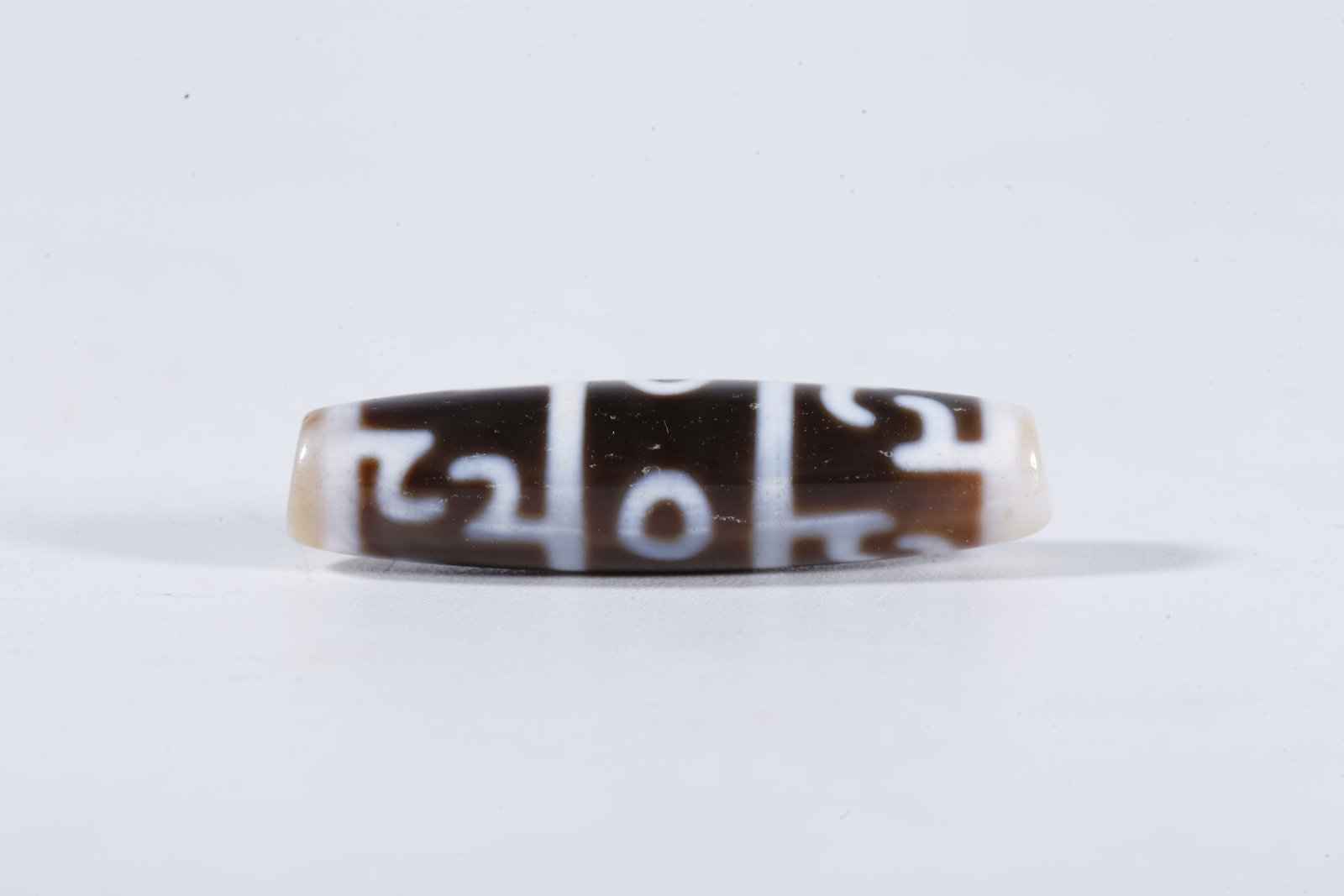 A THREE-EYE DZI BEAD - 4