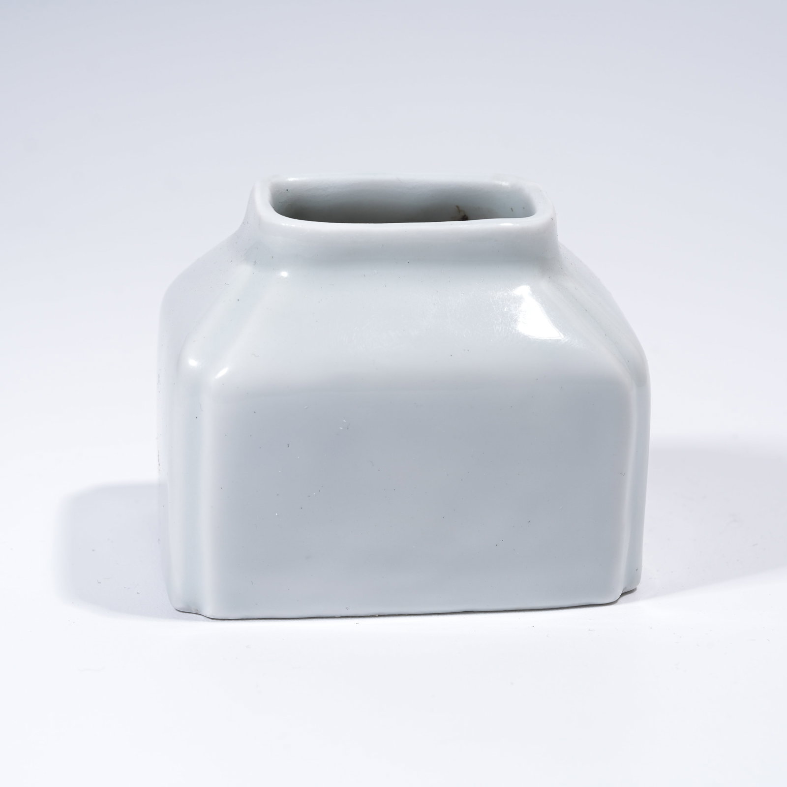 A SKY BLUE GLAZE SQUARE WATER POT (1 of 9)