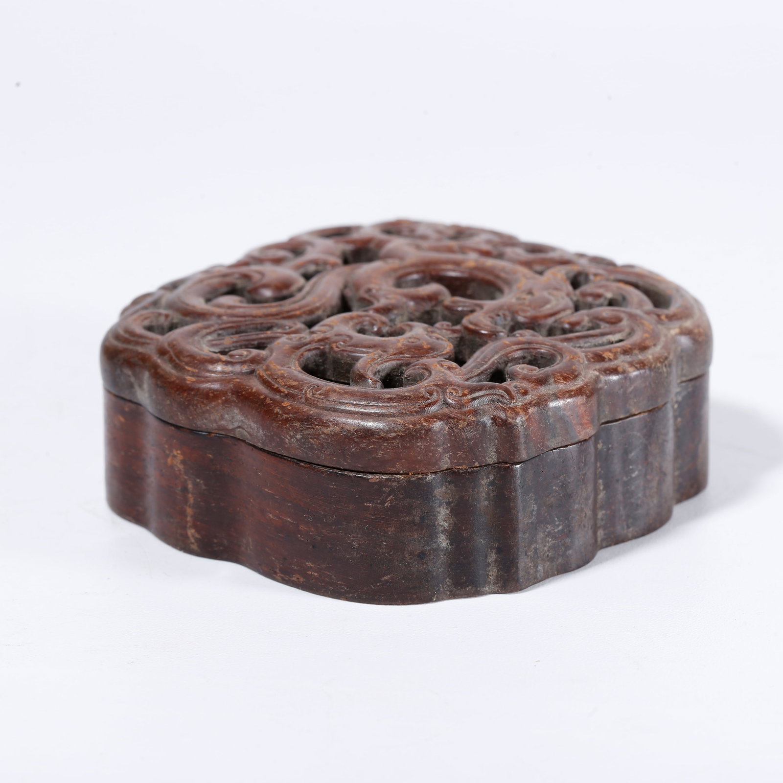 A ZITAN WOOD CARVED INCENSE BURNER: Zitan wood carved incense burner
