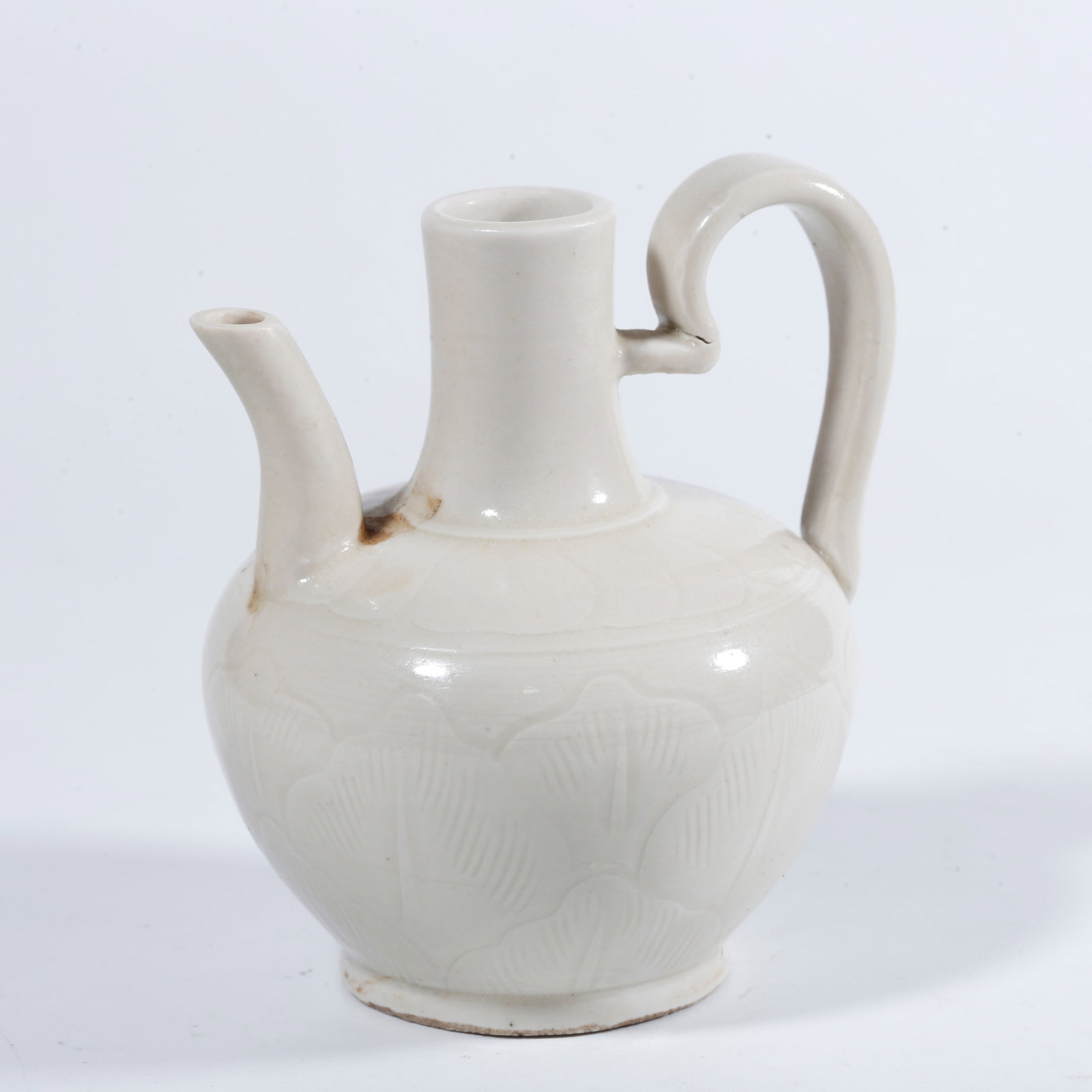A DING WARE LOTUS-PATTERN EWER (1 of 10)