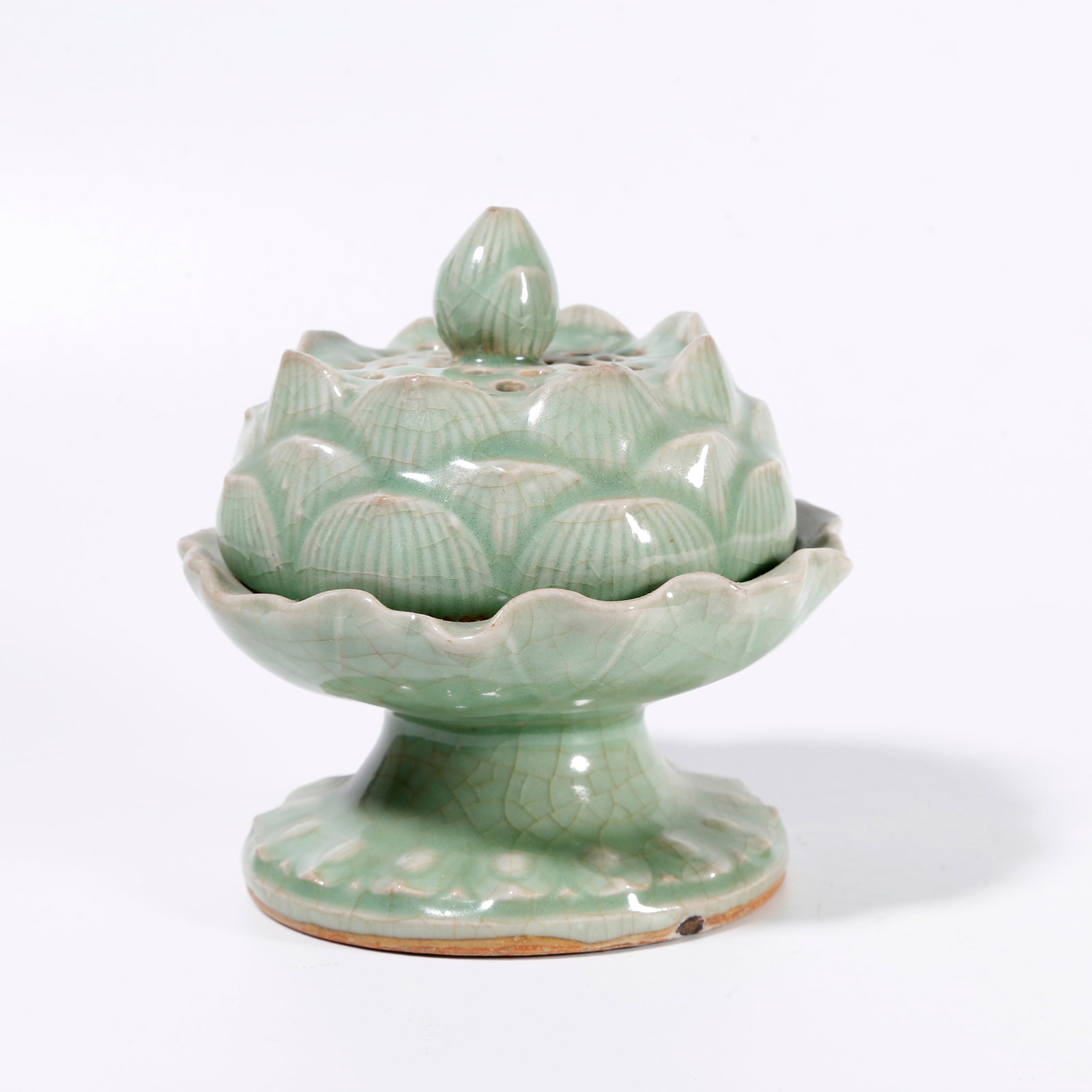 A LOTUS-SHAPED INCENSE BURNER FROM CHAI KILN: Lotus-Shaped Incense Burner from Chai Kiln