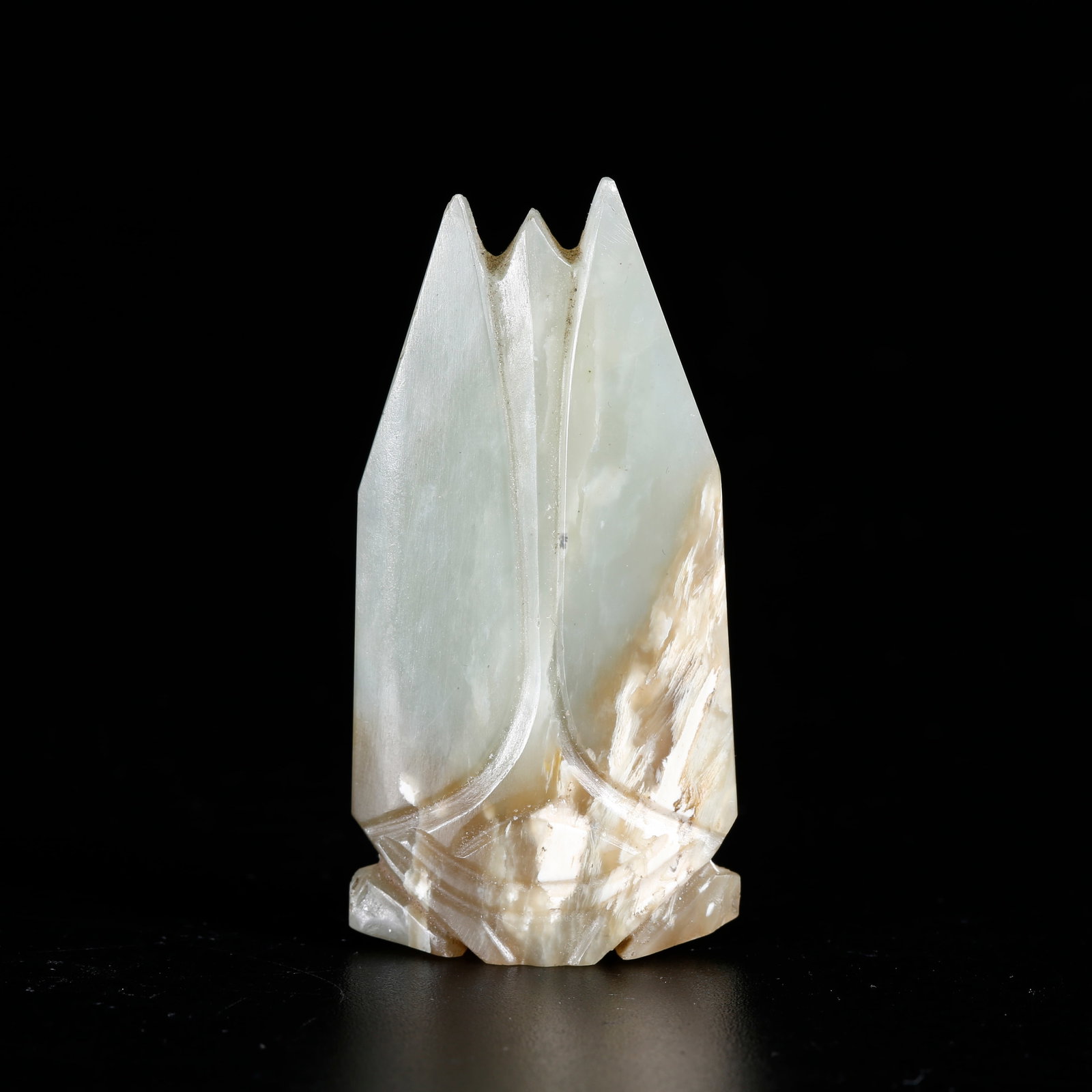 A HETIAN JADE ORNAMENT OF CICADA DESIGN (1 of 10)