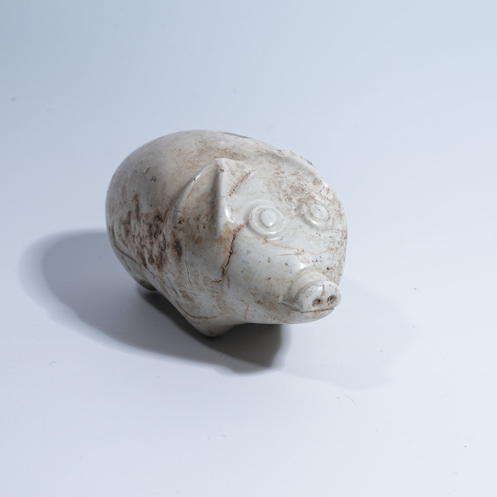 A HONGSHAN CULTURE ARCHAIC JADE PIG FIGURINE (1 of 8)