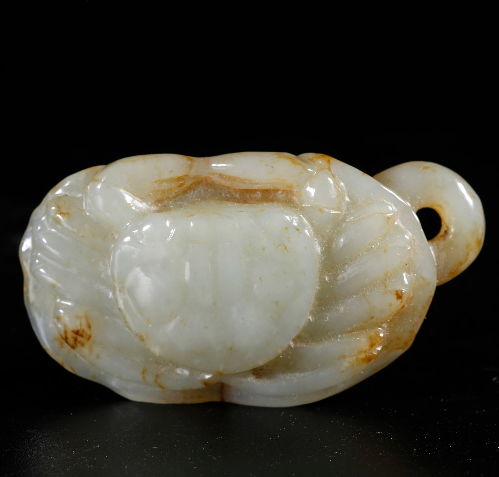 A HETIAN JADE CARVED CRAB-SHAPED PENDANT (1 of 9)