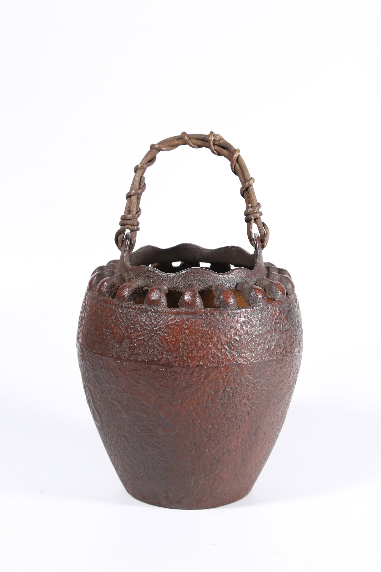 A IRON GOURD-PATTERN FLOWER BASKET (1 of 10)
