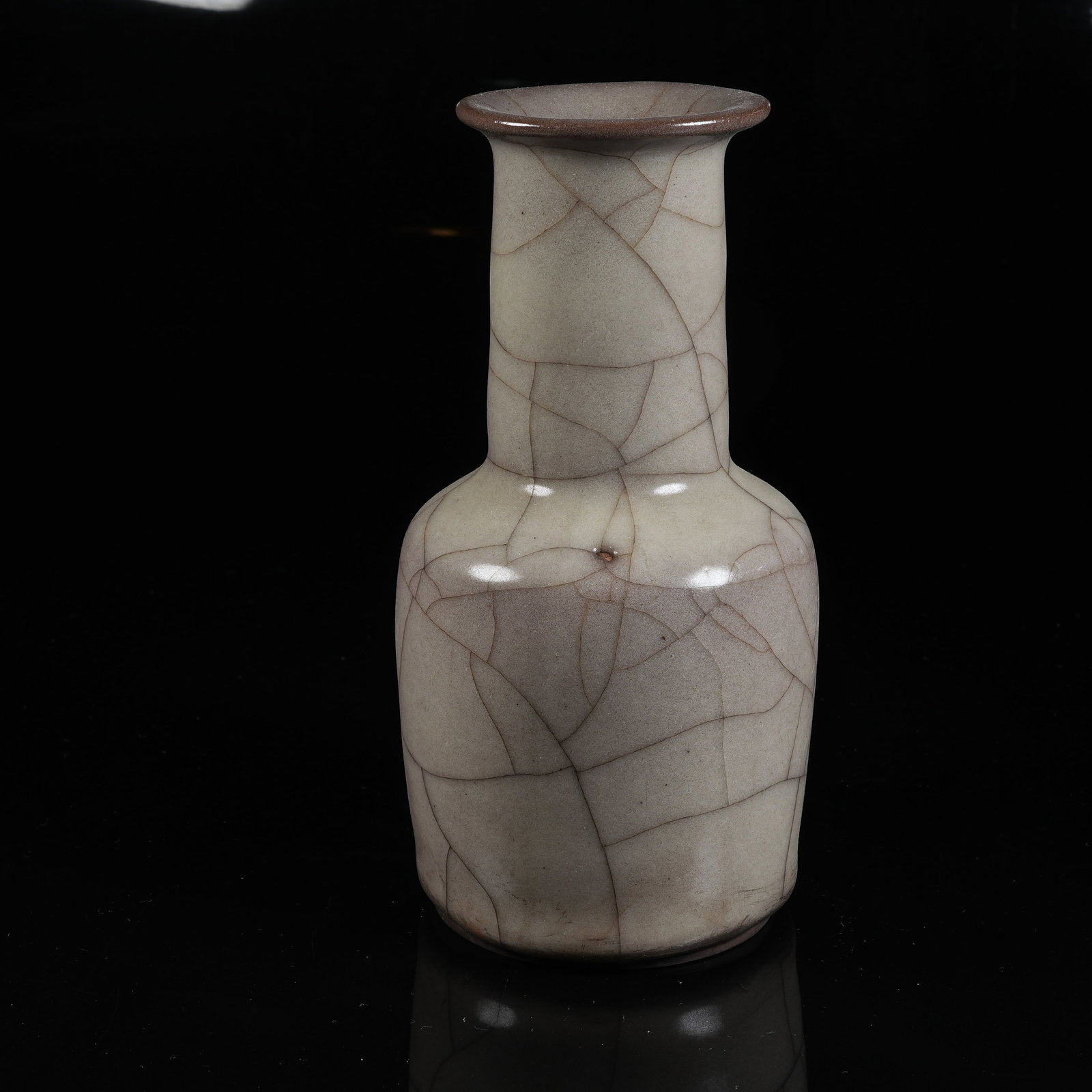 A GE KILN APPRECIATION VASE (1 of 9)